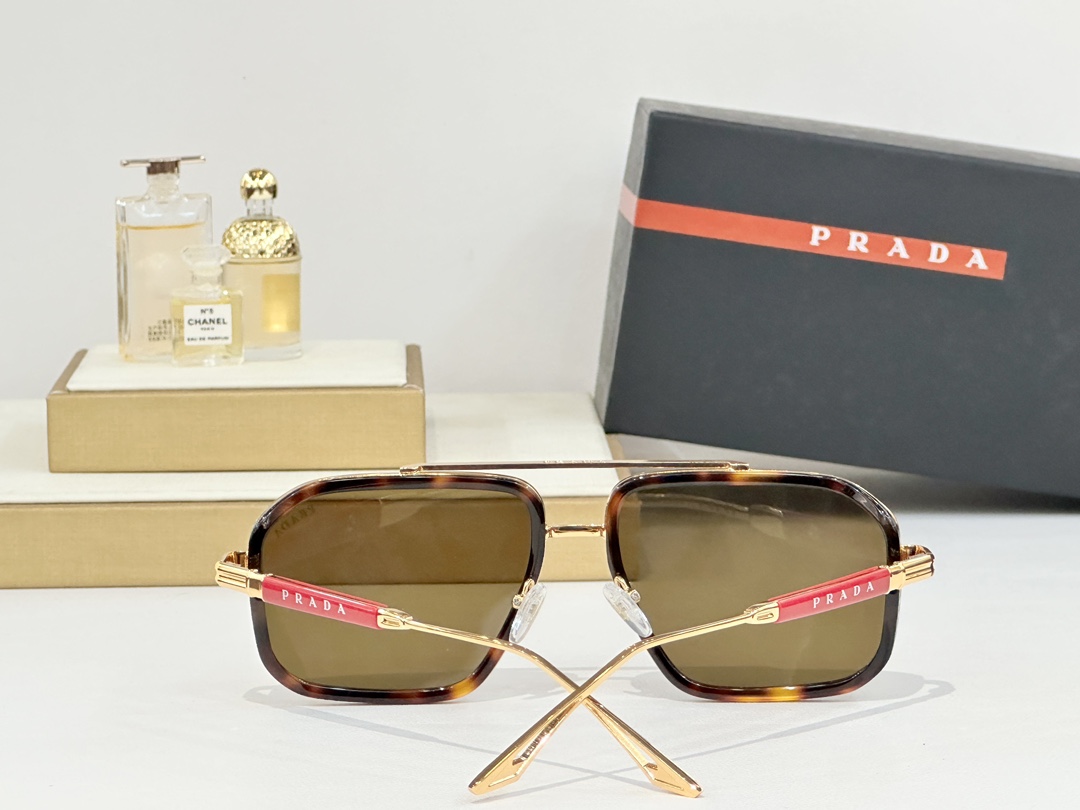  PRADA
MOD：PR202VS
Size：58口17 140
