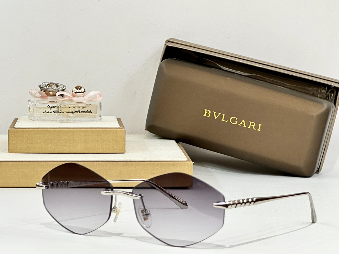  BVLGARI
MODBV40090
Size61口16 145
