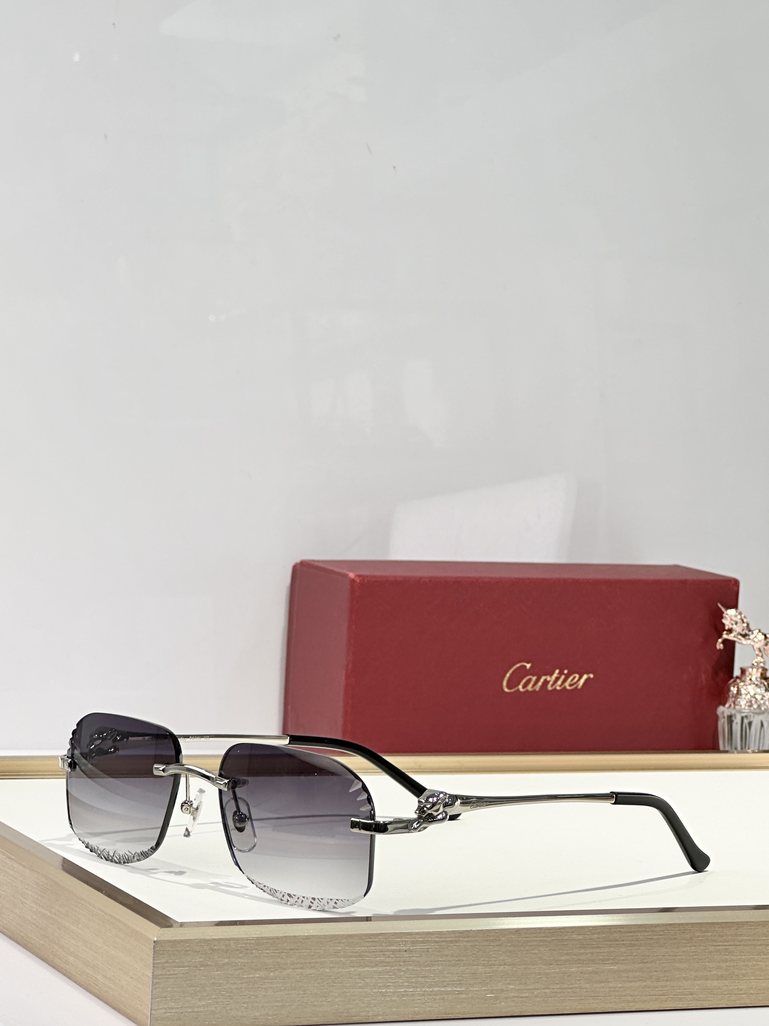  Cartier
MOD：CT0432S
Size：55口18 145
