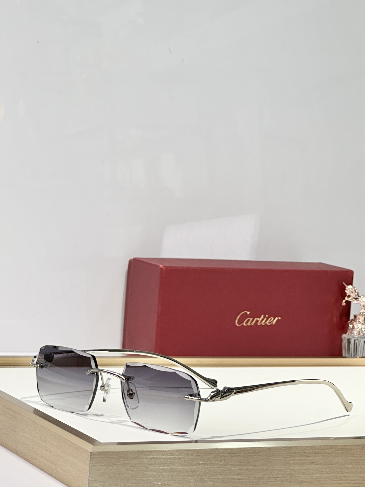  Cartier
MOD：CT0927O
Size：55口18 145

