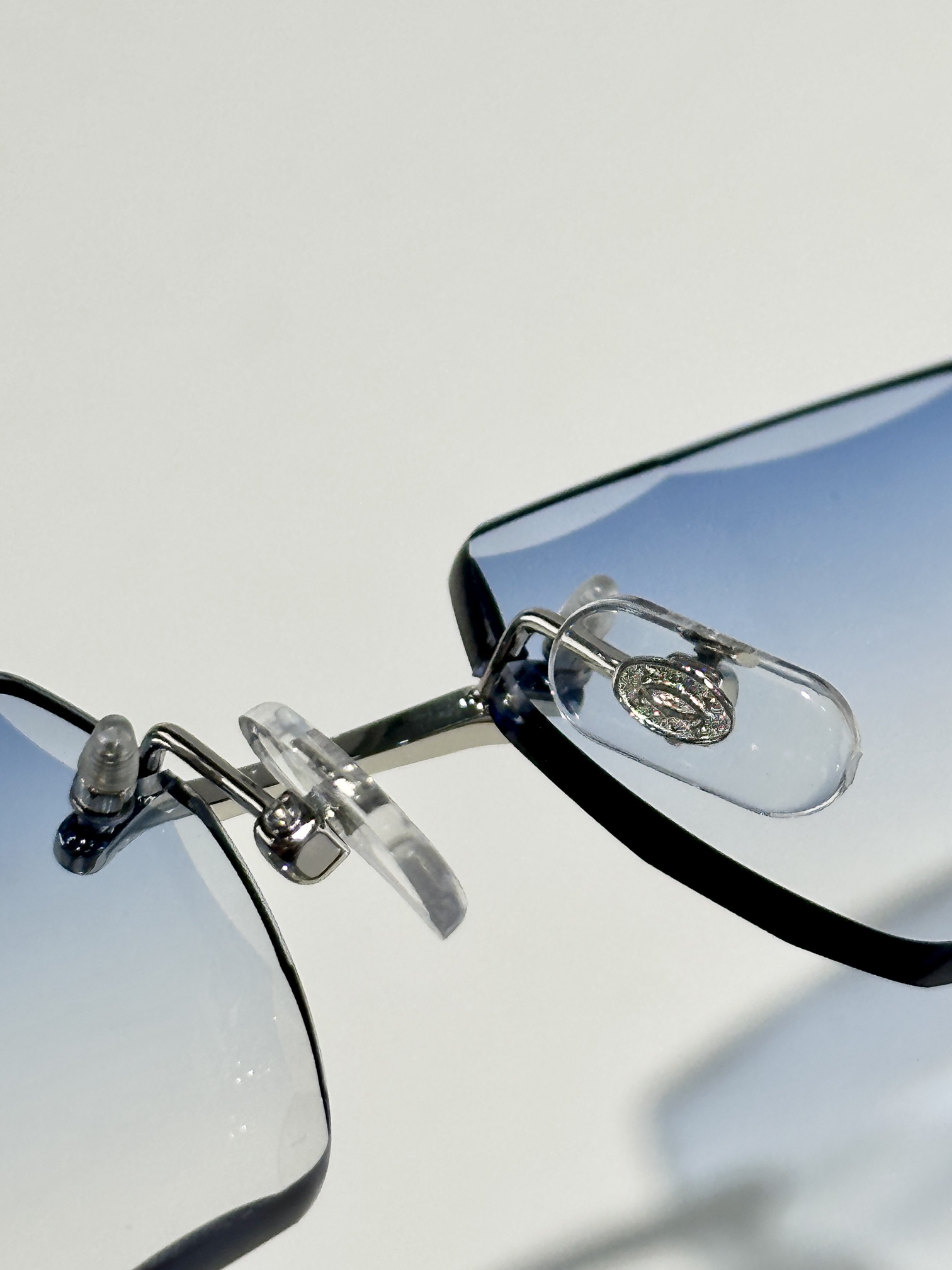  Cartier
MOD：CT0927O
Size：55口18 145
