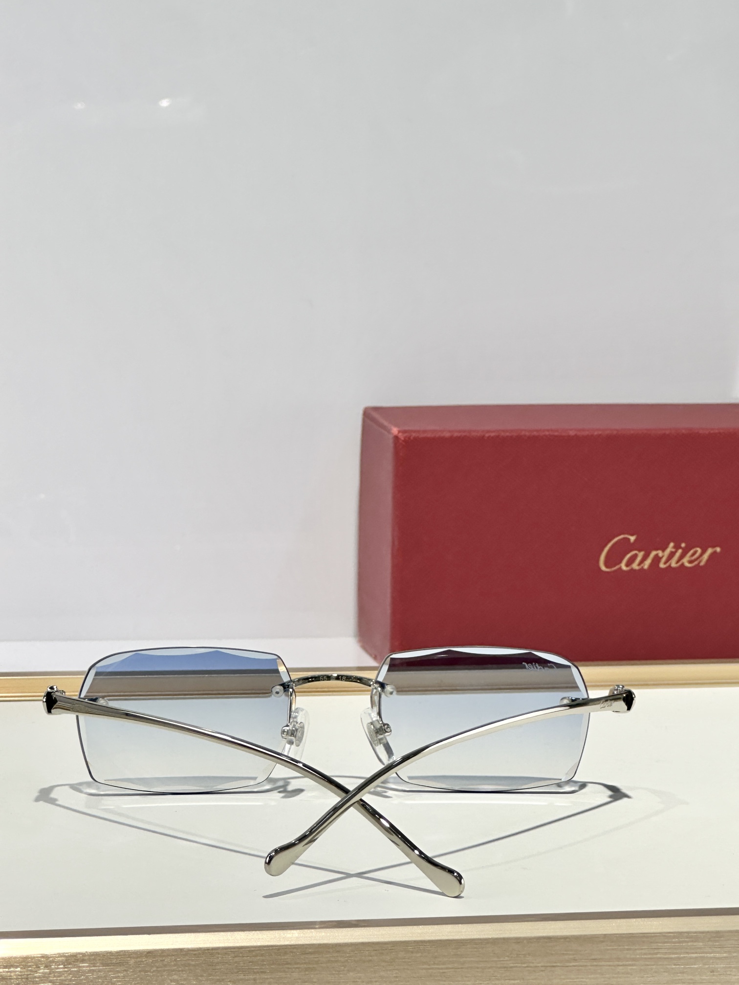  Cartier
MOD：CT0927O
Size：55口18 145
