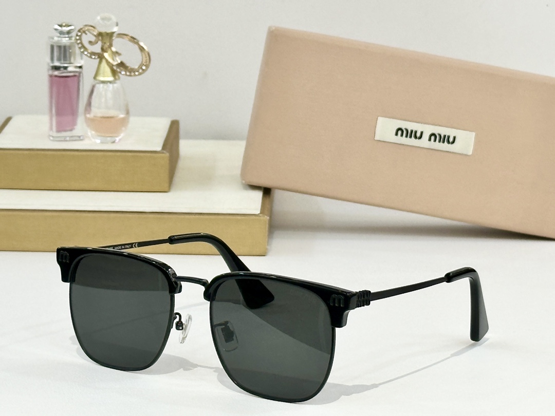  MIU MI*
MODELVMU 72ZS
SIZE：52口19-145
