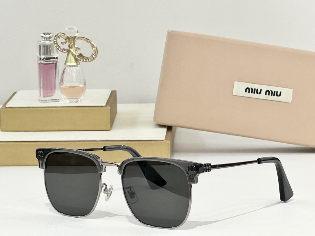  MIU MI*
MODELVMU 72ZS
SIZE：52口19-145
