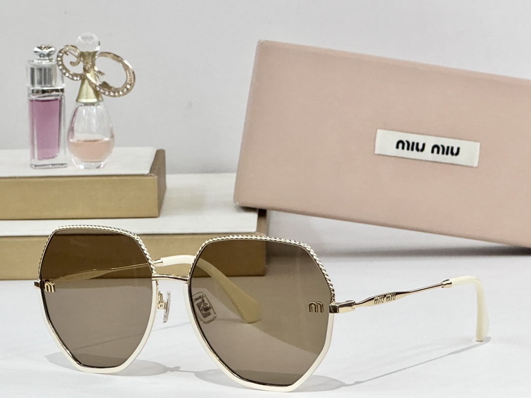  MIU M*
MODELSMU 66G
SIZE：58口17-140
