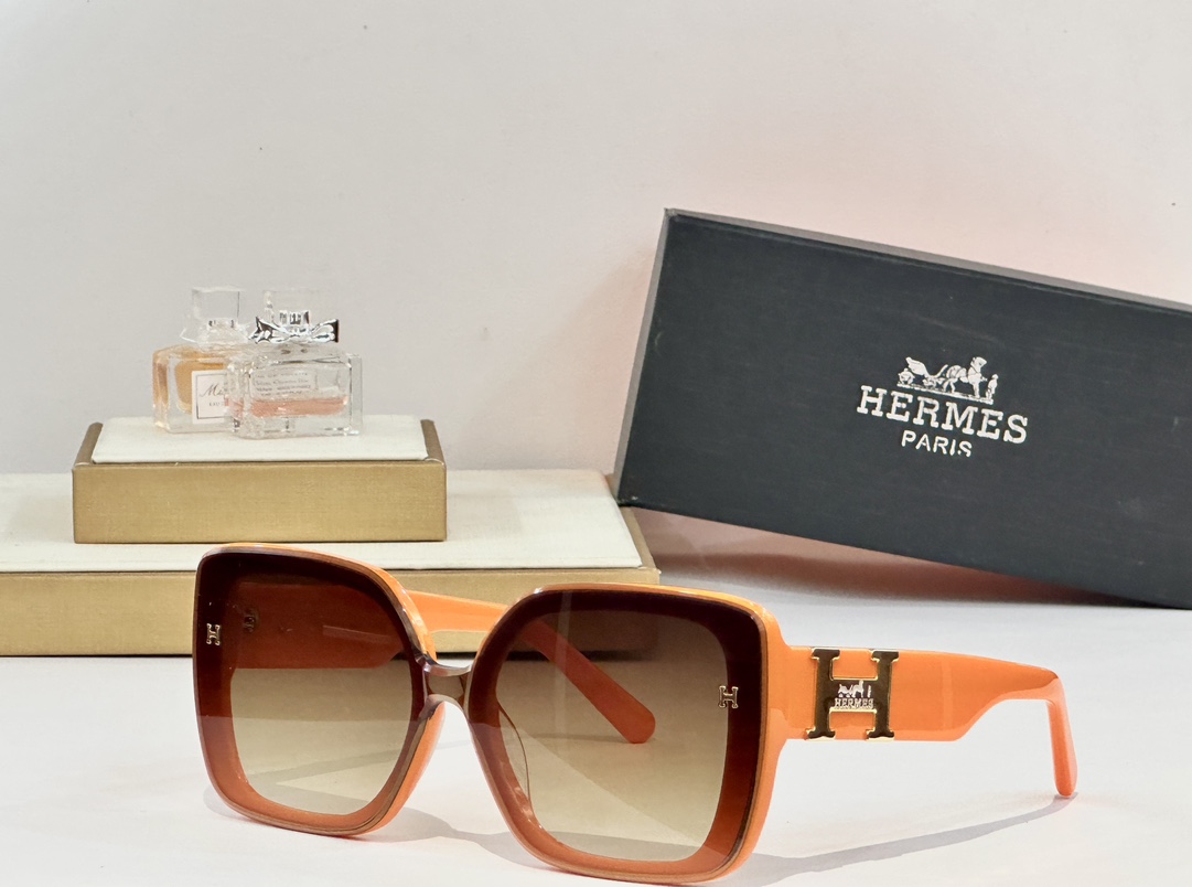  HERMES
MOD：HS1907
size：55-18-145

