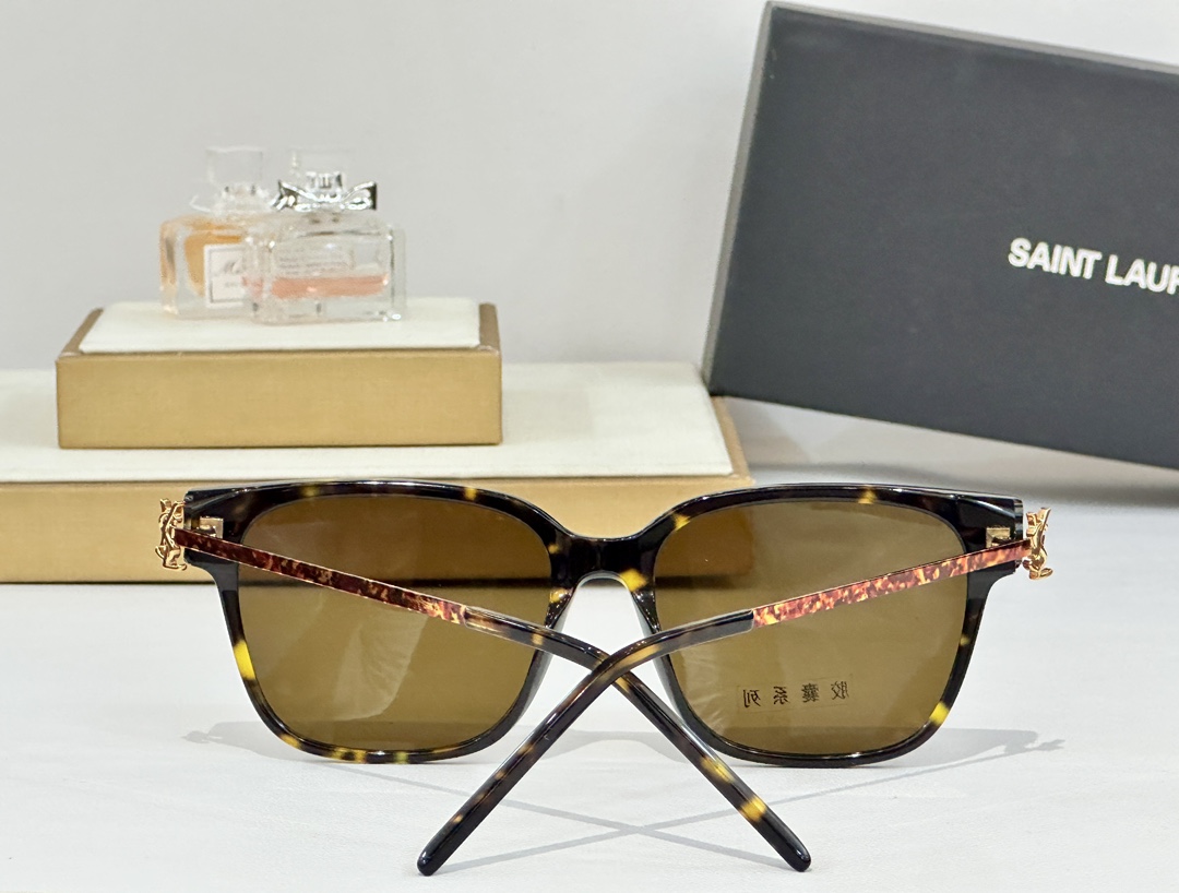  SAINT LAURENT
MOD：SLM480 
SIZE54-17-145
