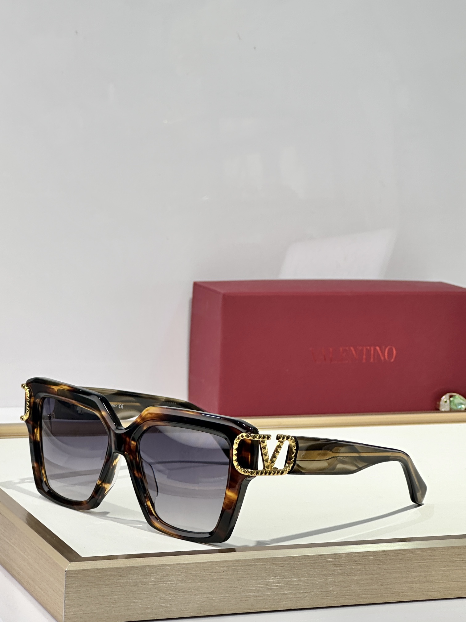 VALENTINO
MODEL：VLS-107A-55
SIZE：55口17-145

