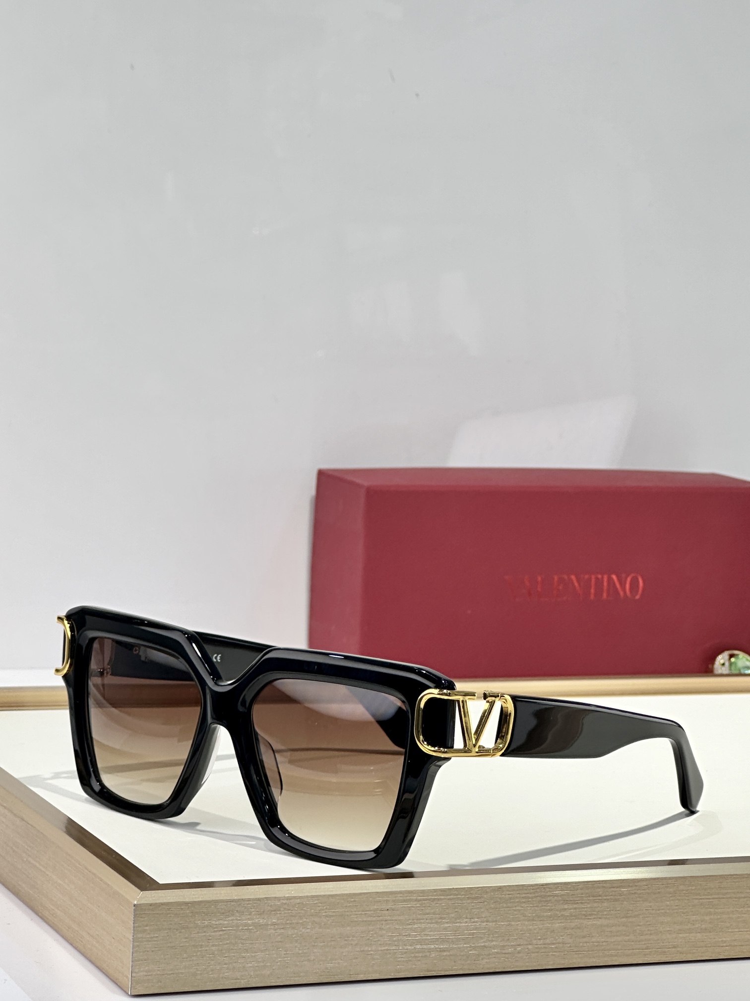  VALENTINO
MODEL：VLS-107A-55
SIZE：55口17-145

