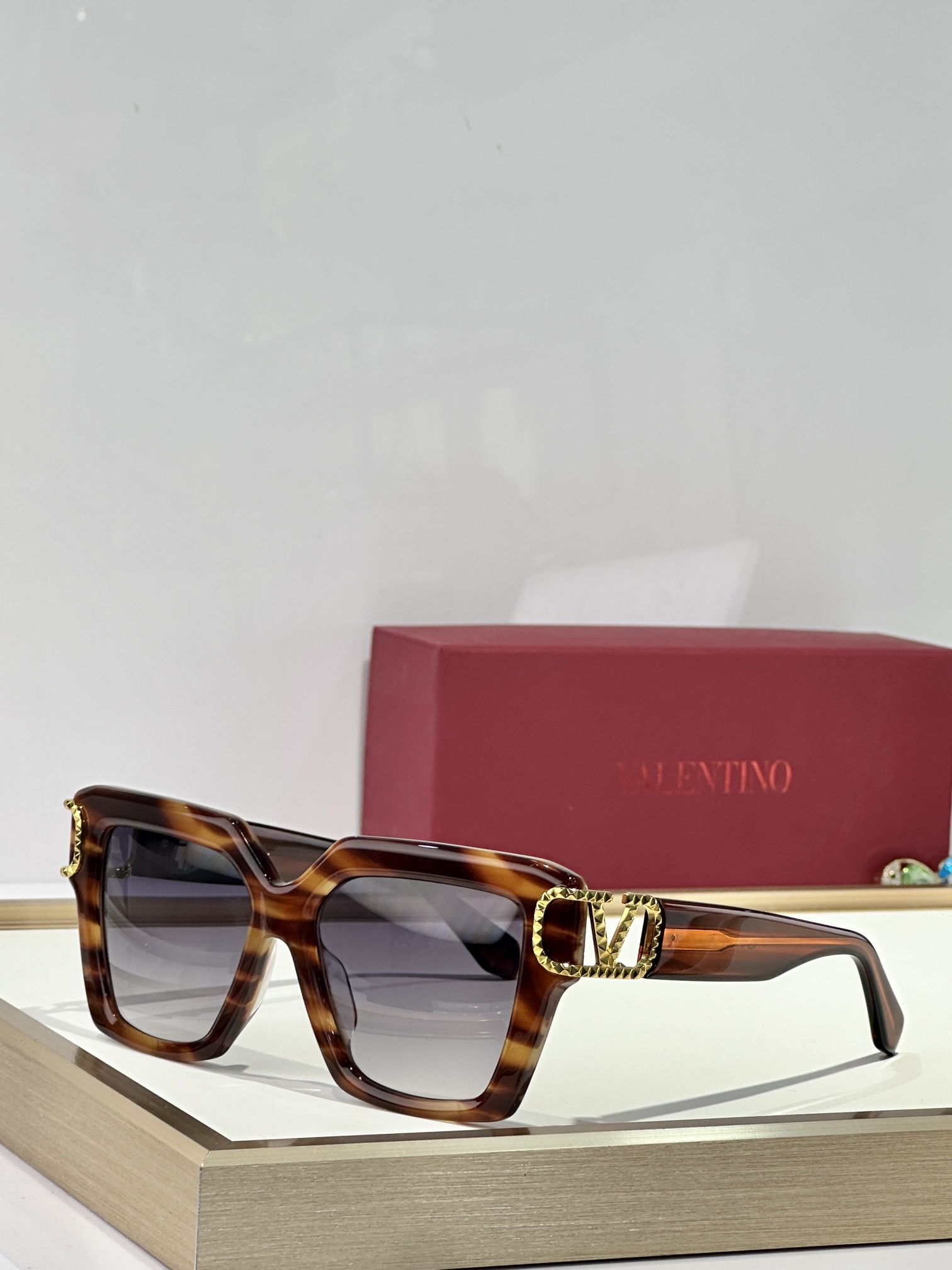  VALENTINO
MODEL：VLS-107A-55
SIZE：55口17-145

