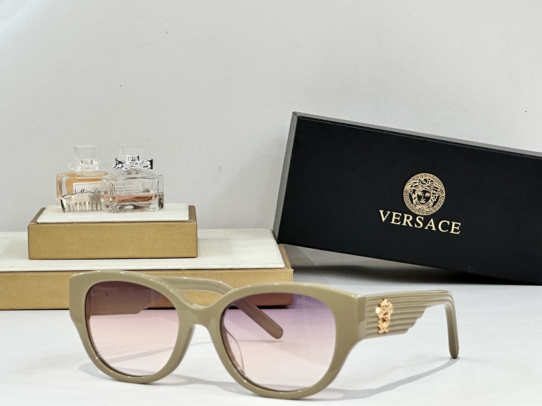  Versac*
MOSEL：VE6753
SIZE：54-20-145
