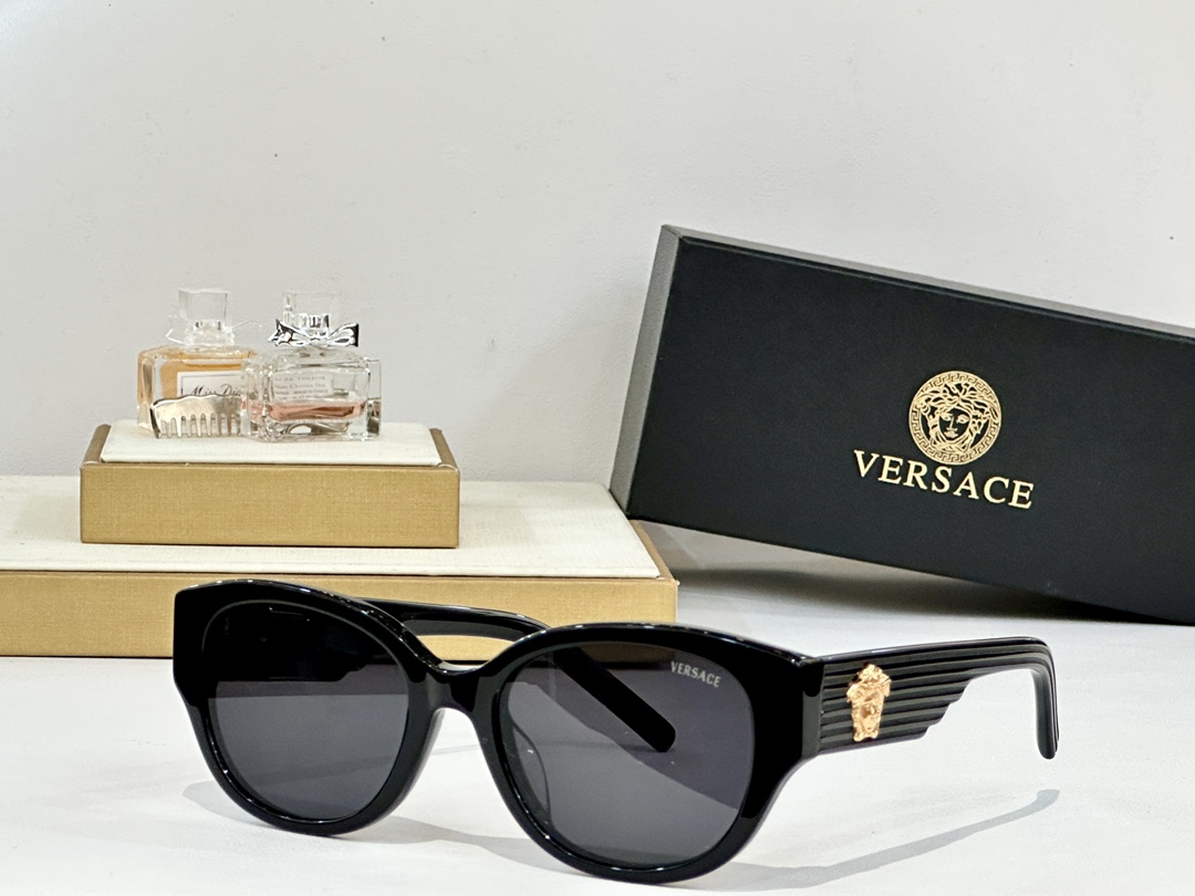  Versac*
MOSEL：VE6753
SIZE：54-20-145
