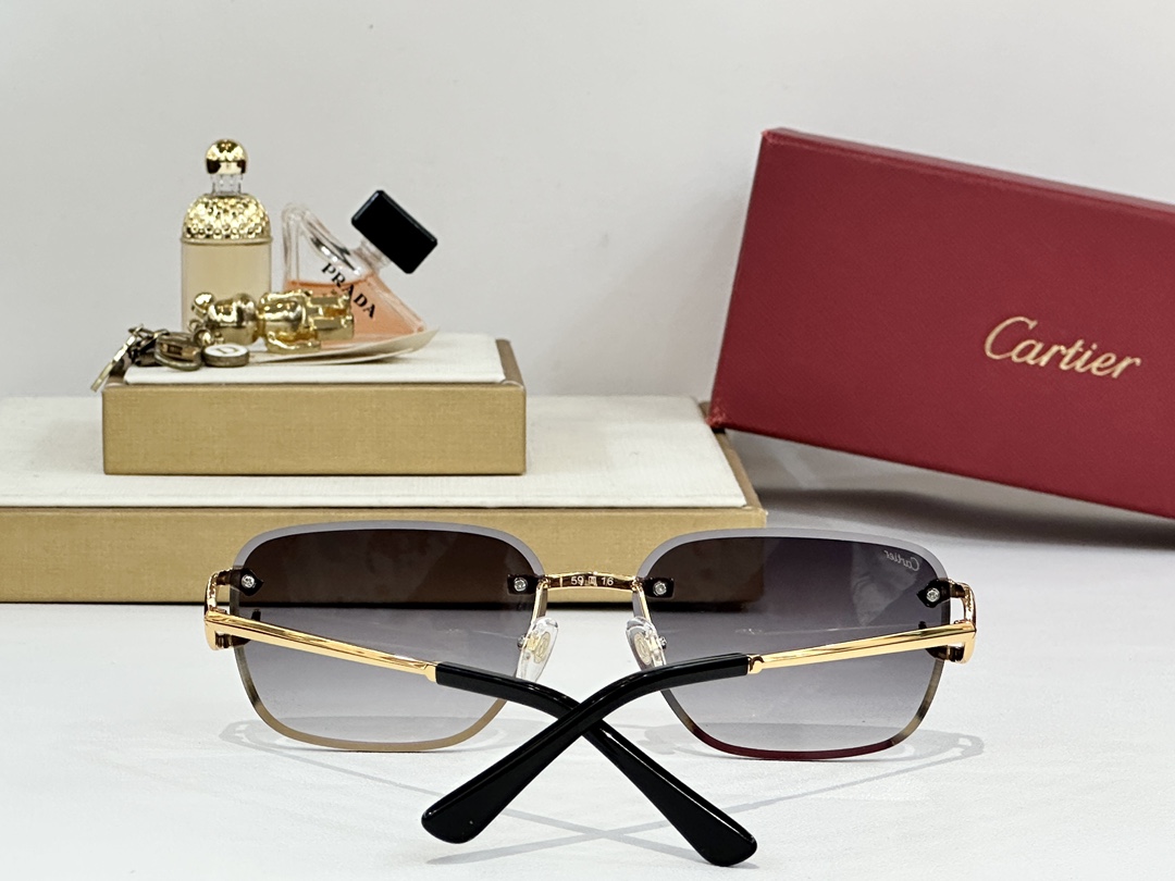 Cartier
MOD：CT8823
Size：59口16 140

变色：