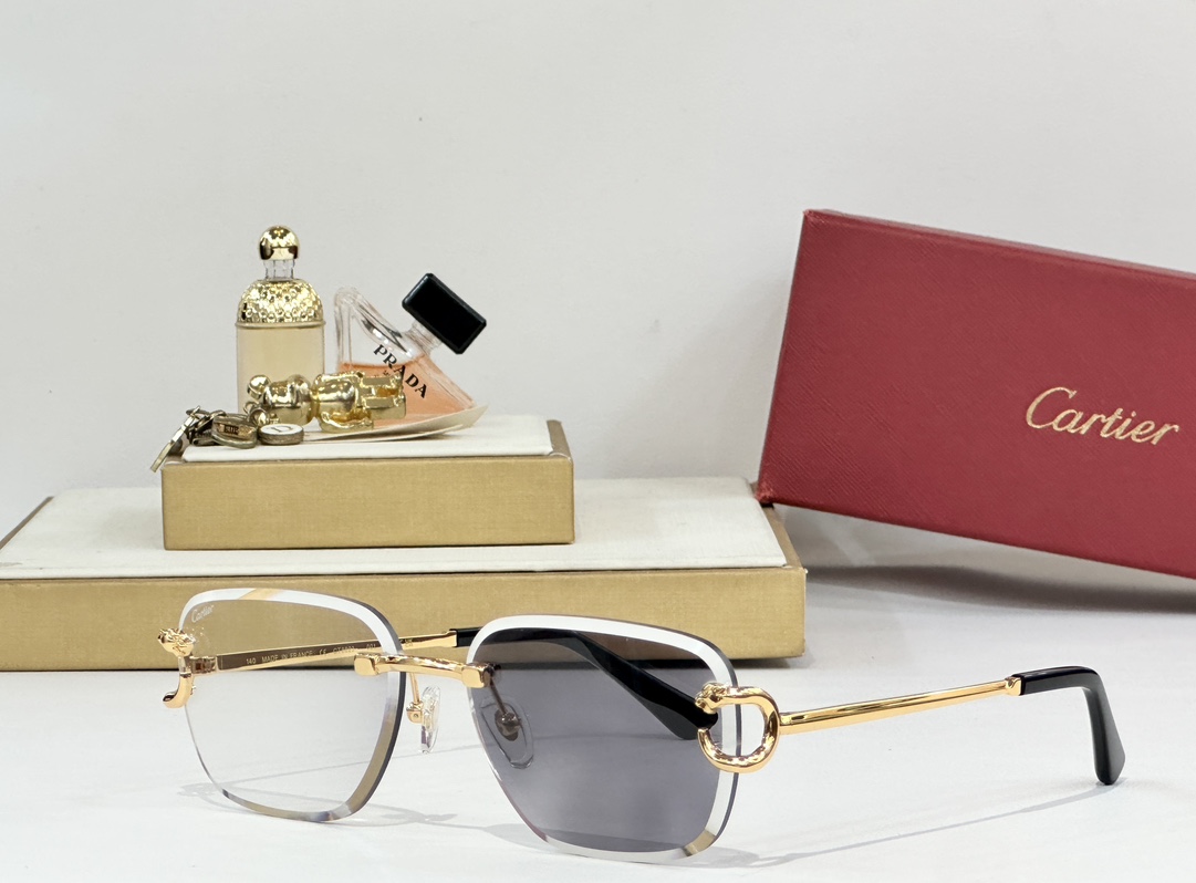 Cartier
MOD：CT8823
Size：59口16 140

变色：