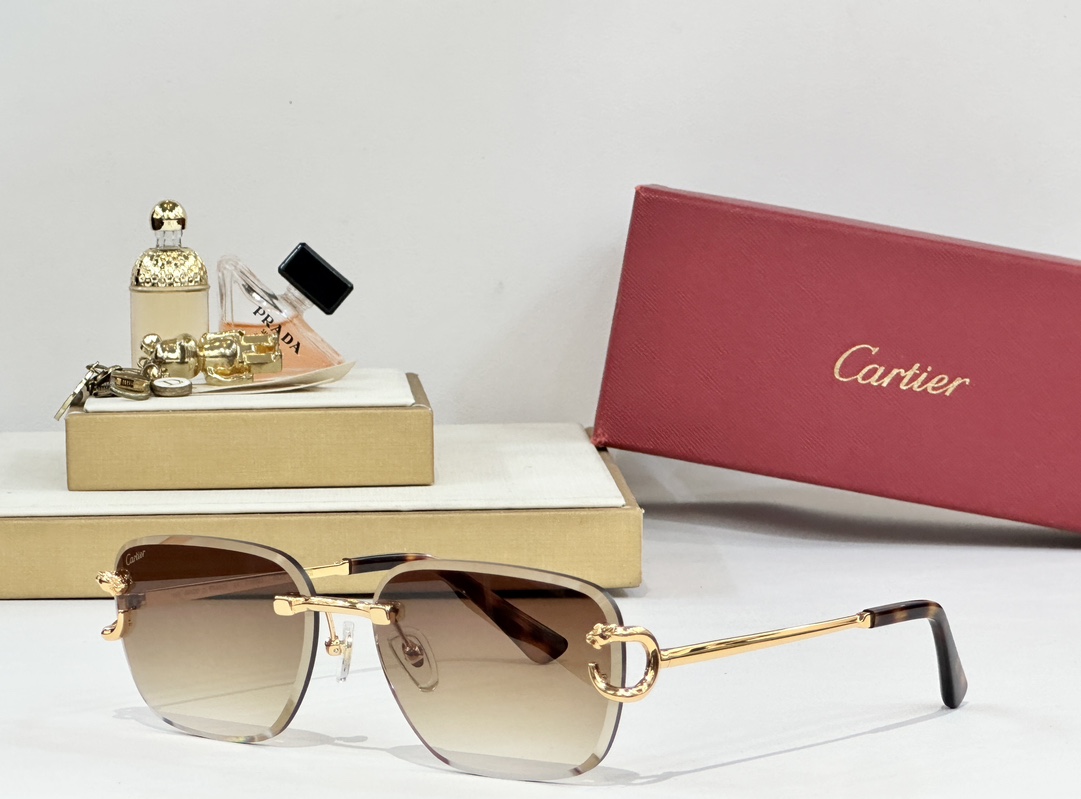 Cartier
MOD：CT8823
Size：59口16 140

变色：