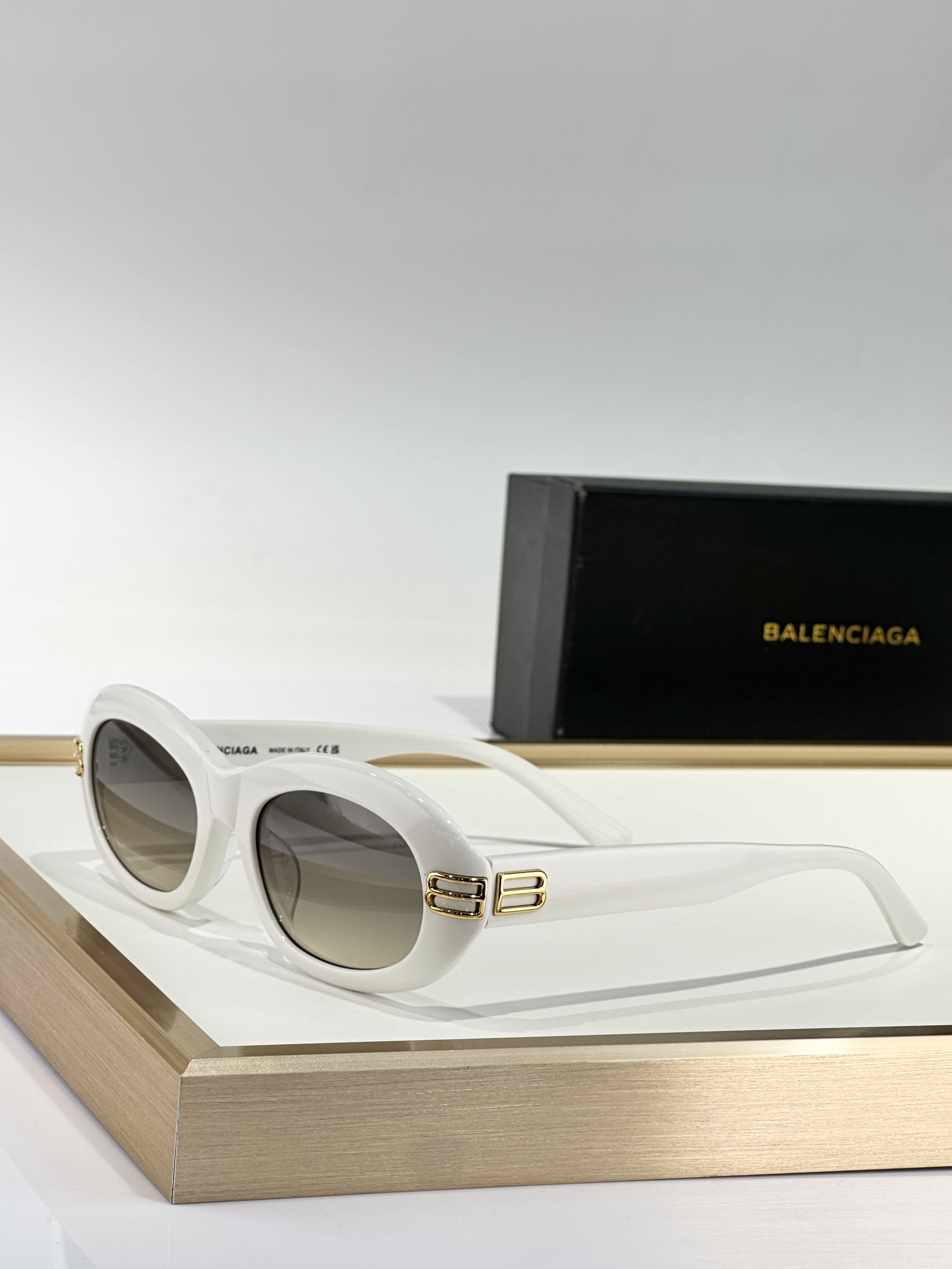 BALENCIAG*
MODEL：BB0431S 
SIZE：54口20-140
