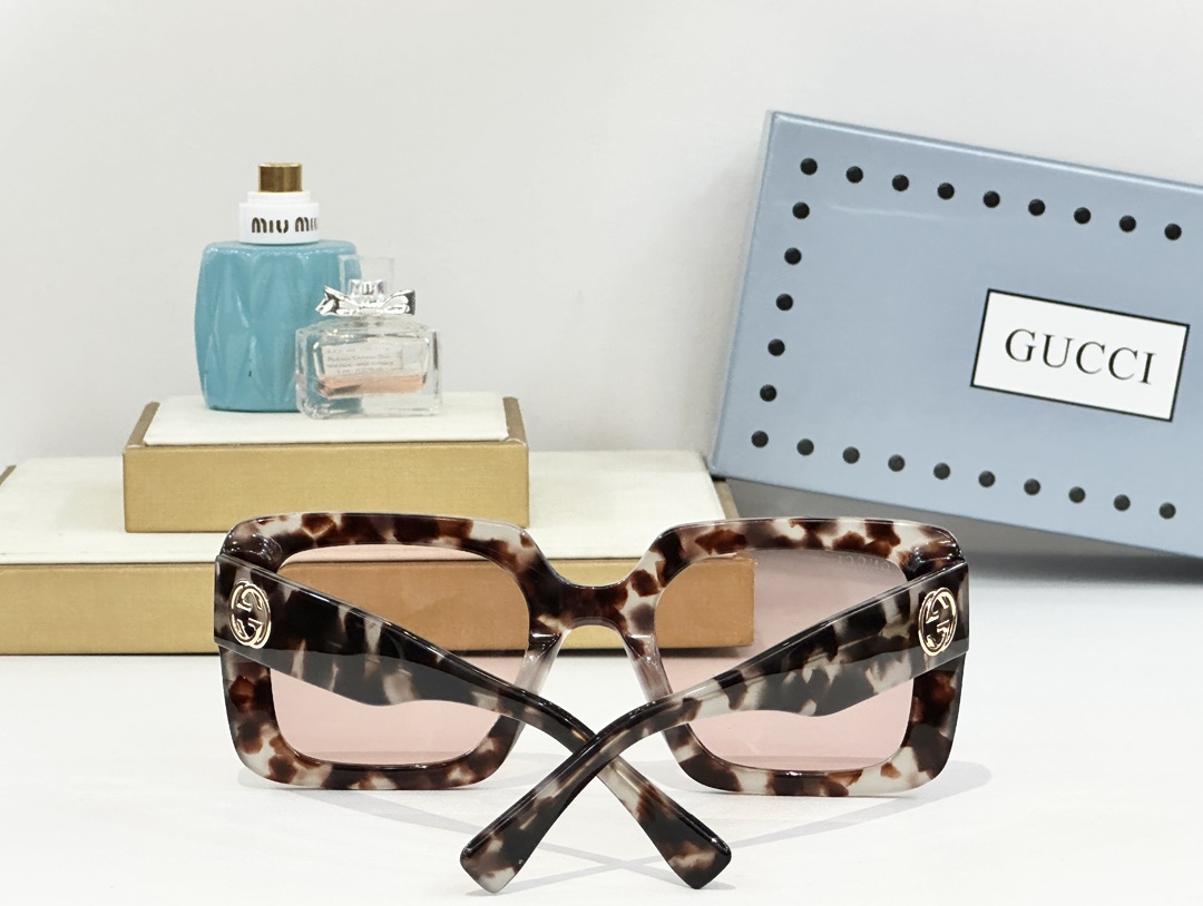  GUCC*
MODEL：GG1861S
SIZE：53口24-145

