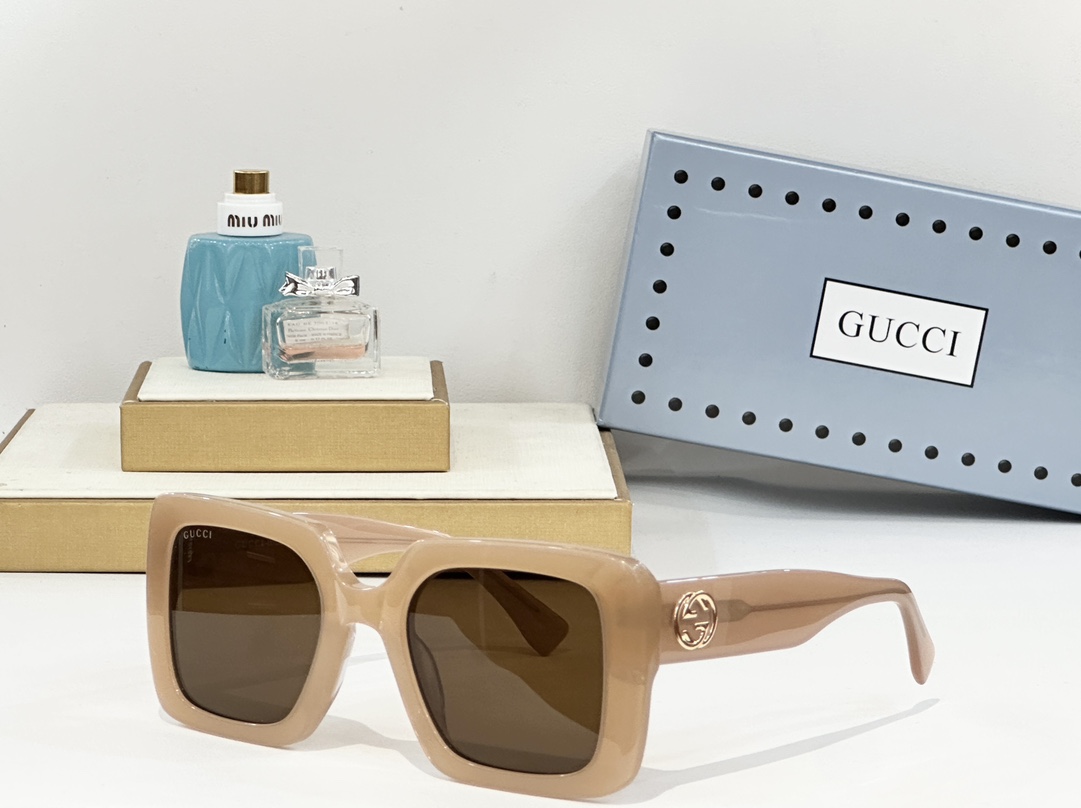  GUCC*
MODEL：GG1861S
SIZE：53口24-145

