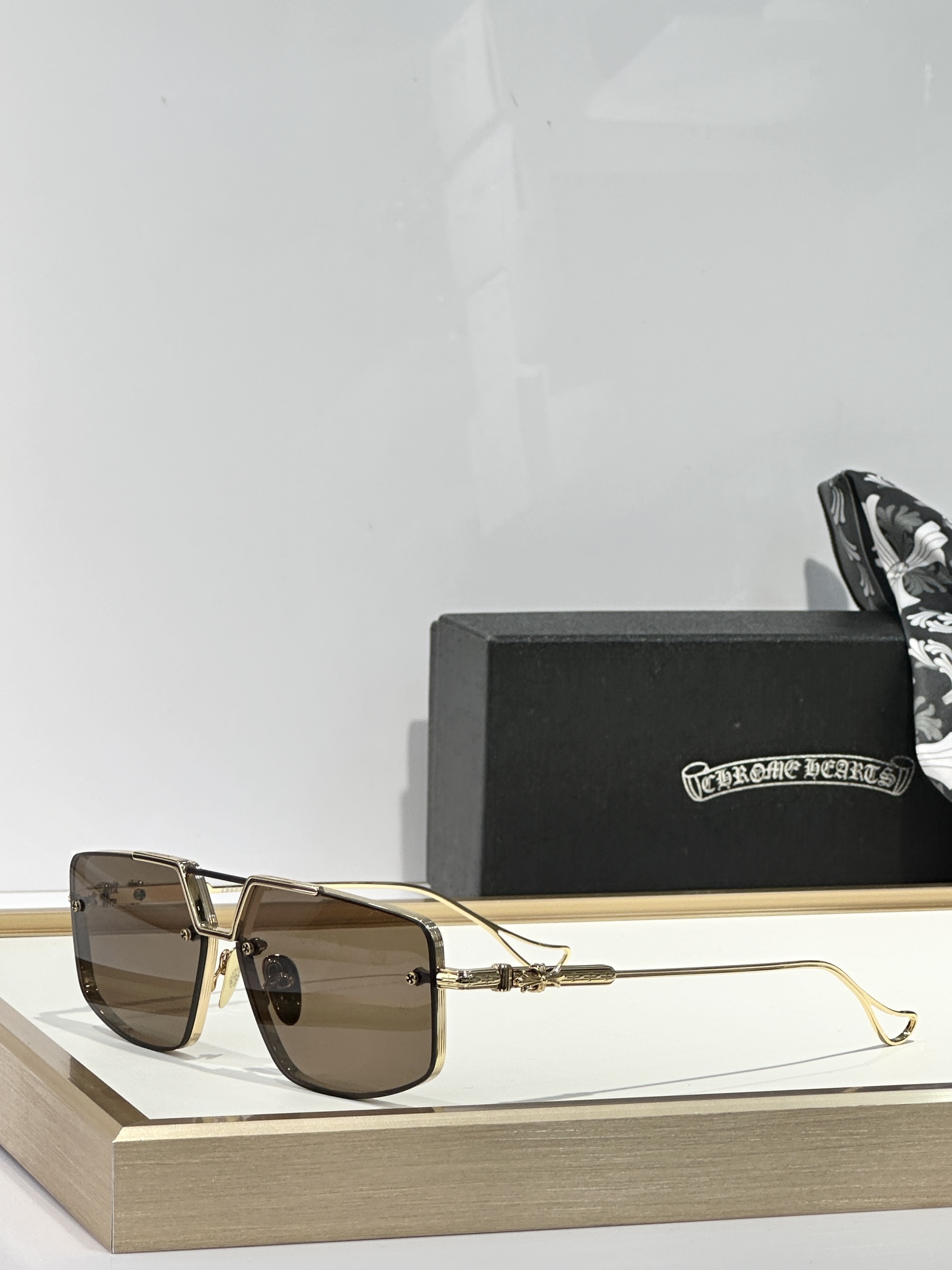  ChromeHearts 
MOD：BS/MBL-BS
Size：60口13-143

