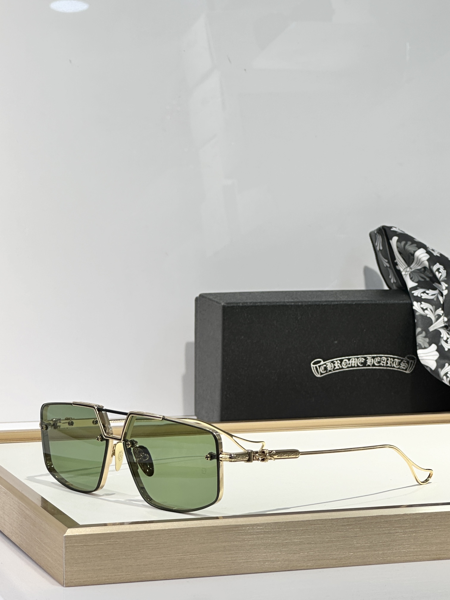  ChromeHearts 
MOD：BS/MBL-BS
Size：60口13-143

