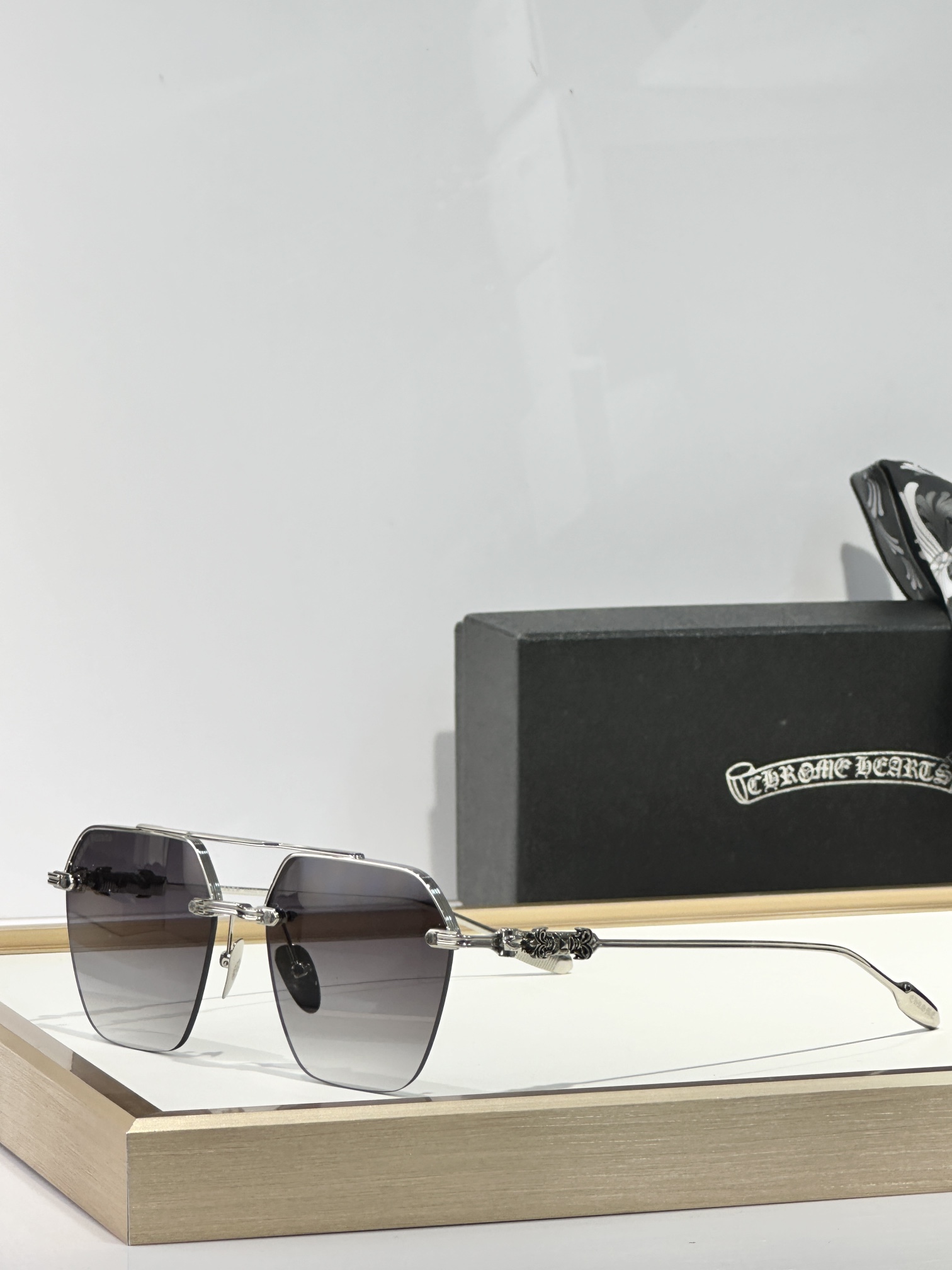  ChromeHearts 
MOD：MGP/GP
Size：58口18-147
