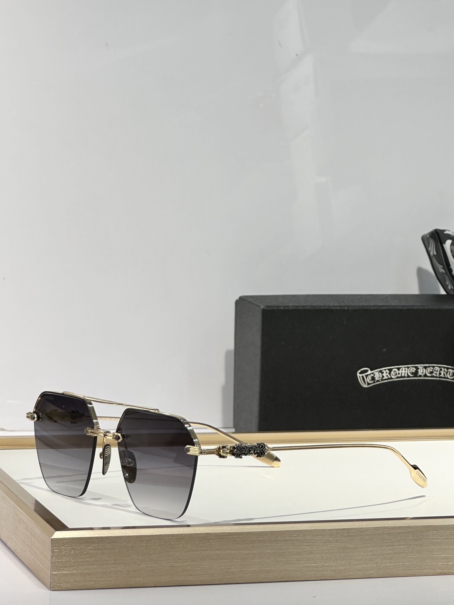  ChromeHearts 
MOD：MGP/GP
Size：58口18-147
