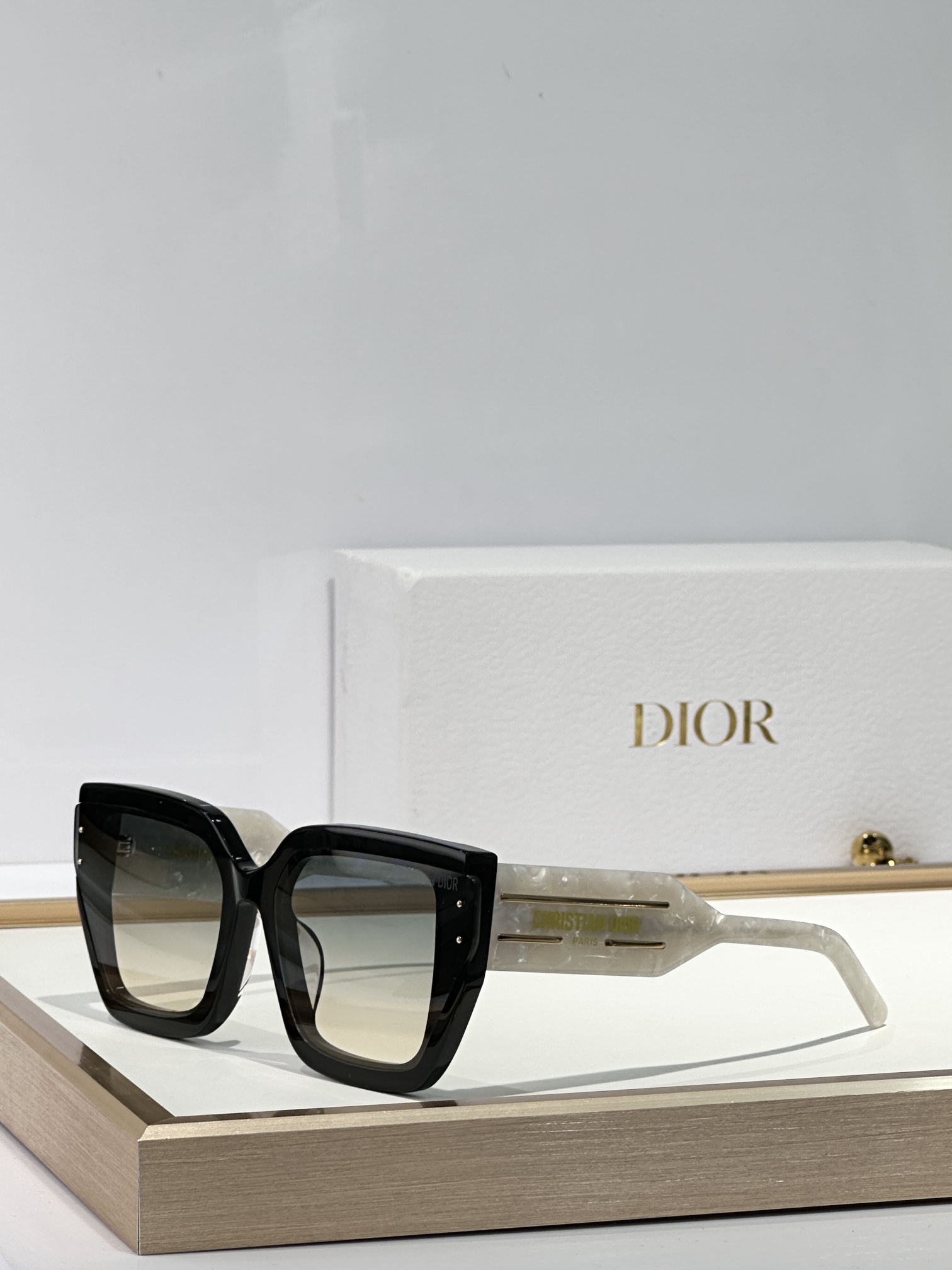  DIO*
Dior Tribales S14I
SIZE：64口19-140
