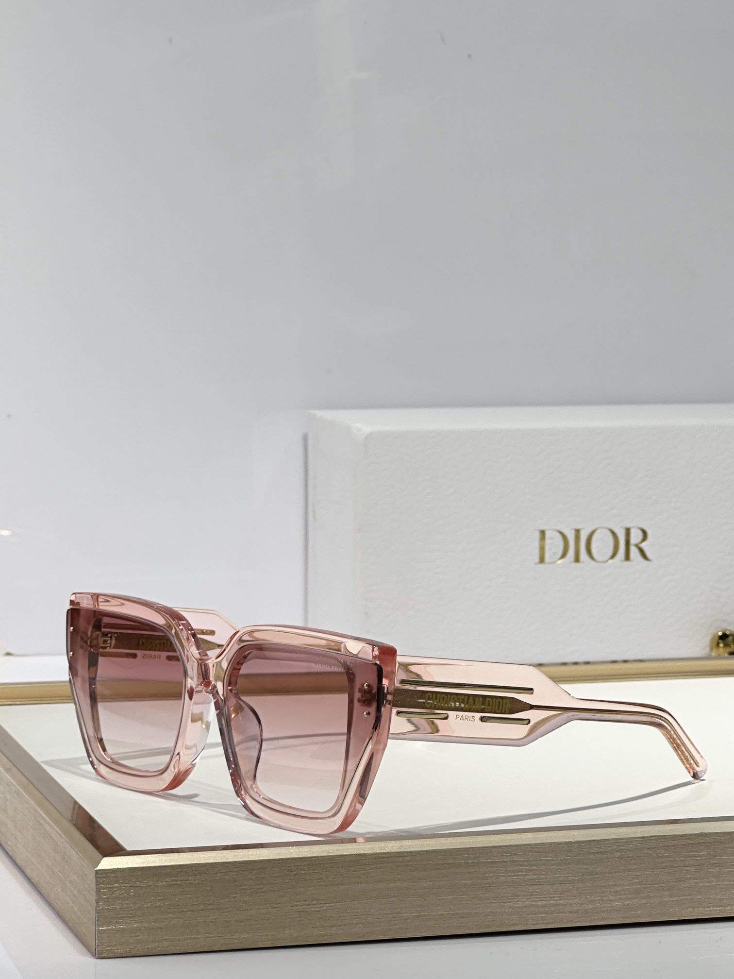  DIO*
Dior Tribales S14I
SIZE：64口19-140
