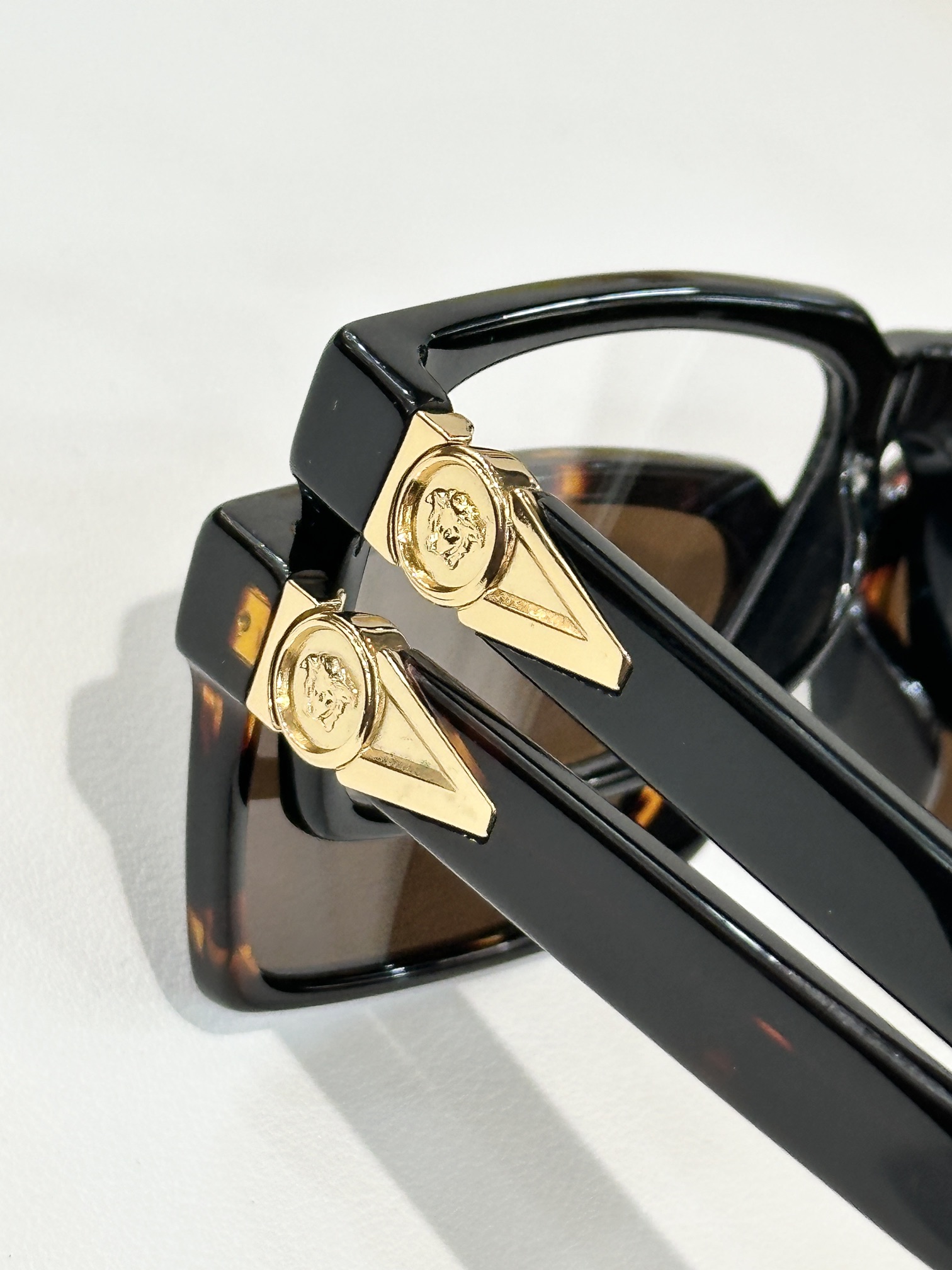  VERSACE
MOD：VE4490U
Size：54口19 140
