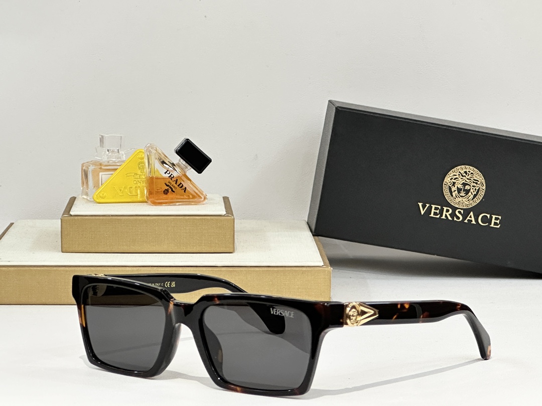  VERSACE
MOD：VE4490U
Size：54口19 140
