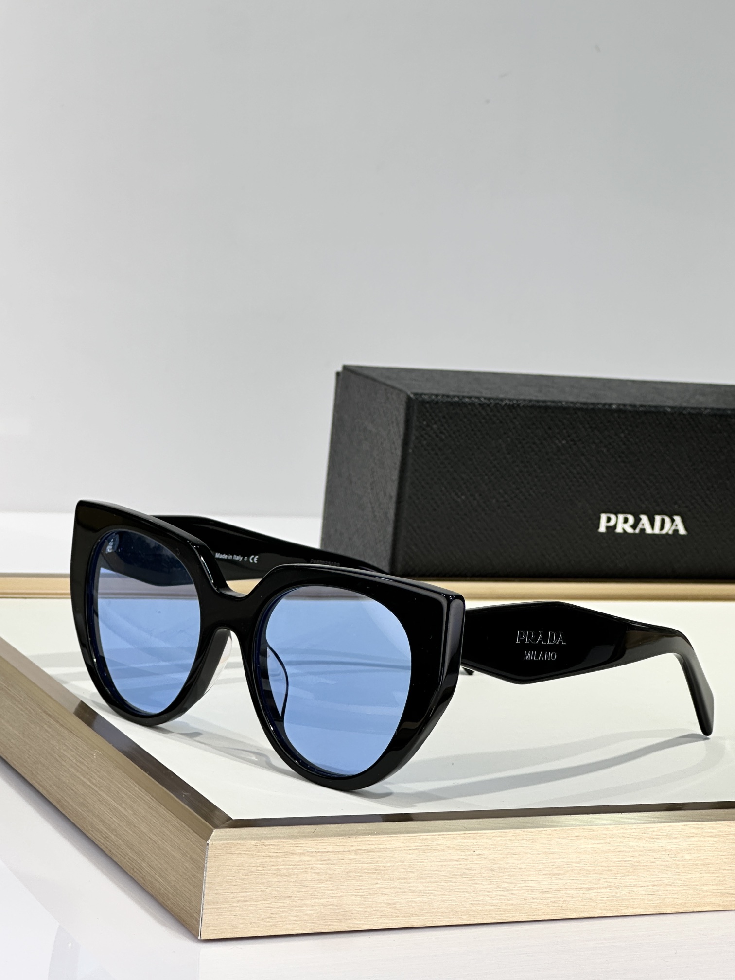  PRADA
MOD：PR14WS
Size：52口20 140
