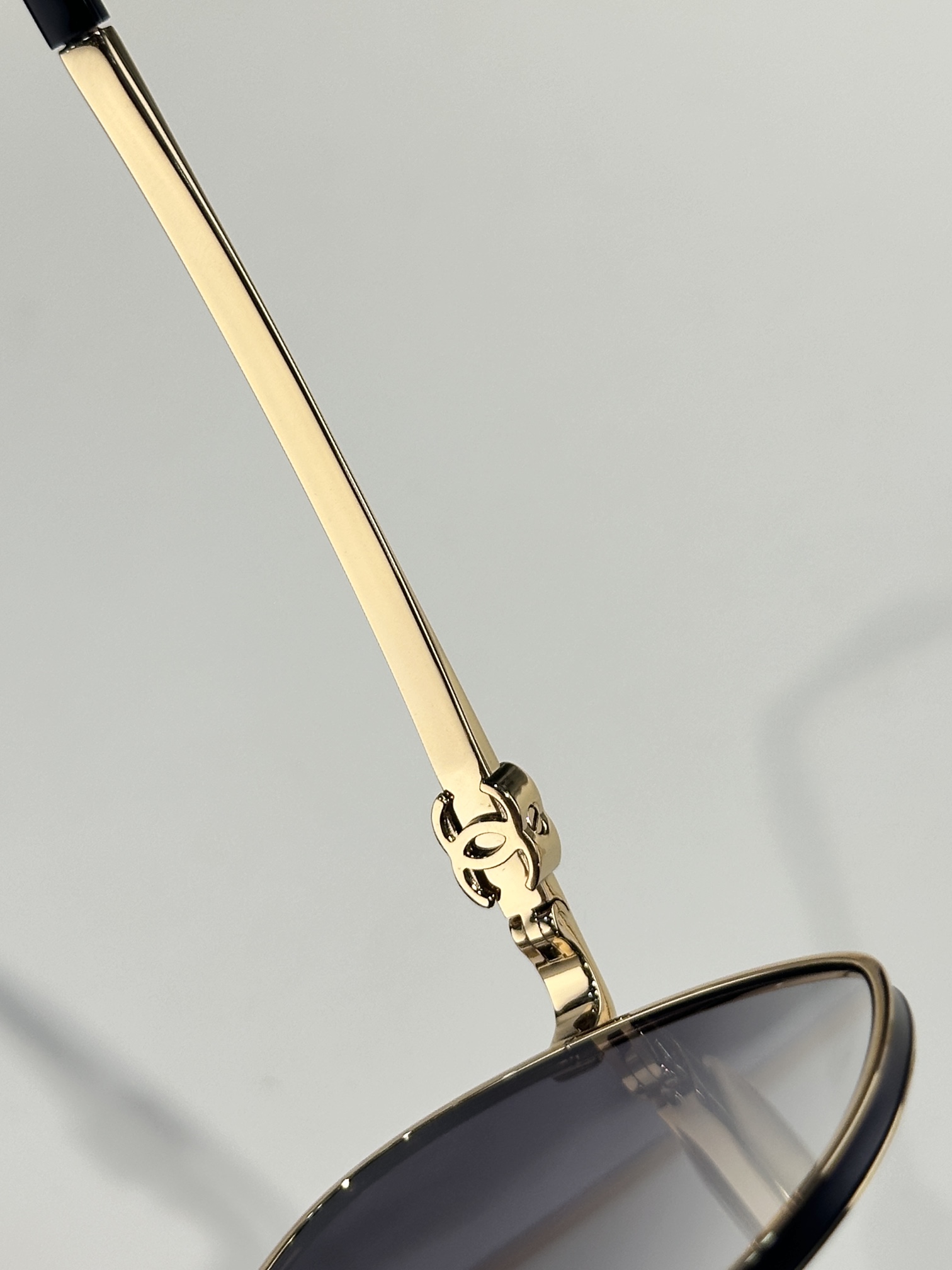  CHANE*
MODEL：2218
SIZE：55口17-140
