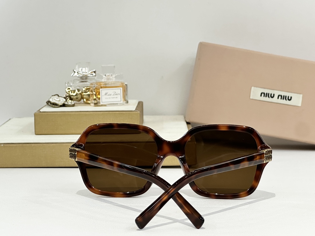  MIU M*
MODEL MU A628S
SIZE：55口19-145
