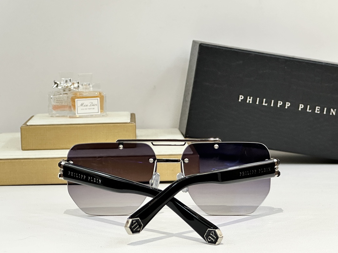  PHILIPP PLEIN
MODEL087M 
SIZE61口12-150 
