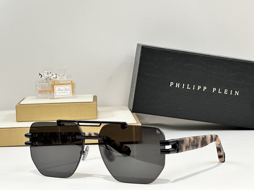  PHILIPP PLEIN
MODEL087M 
SIZE61口12-150 
