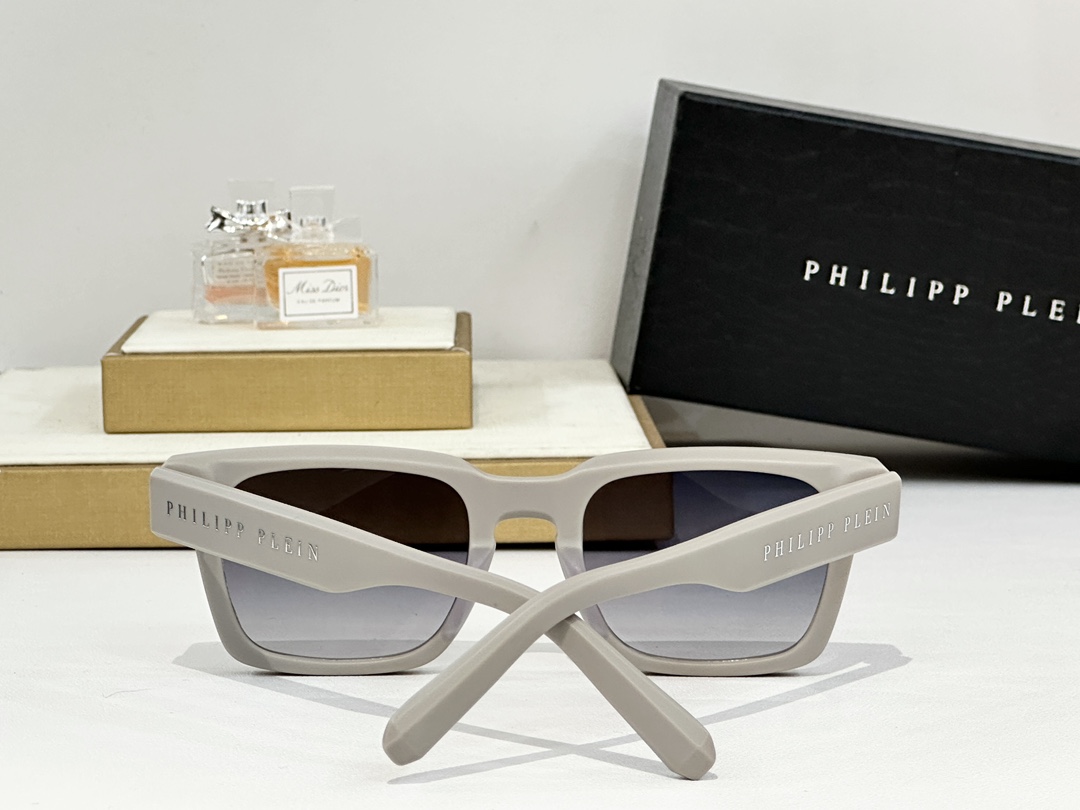  PHILIPP PLEIN 
MODEL145M
SIZE51口21-150
