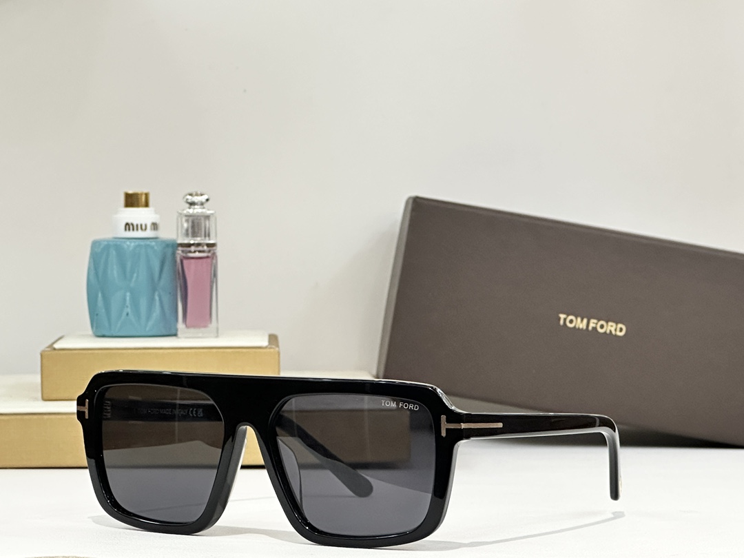 。TOM FOR* 
Model FT1176
Size：56-15-145
