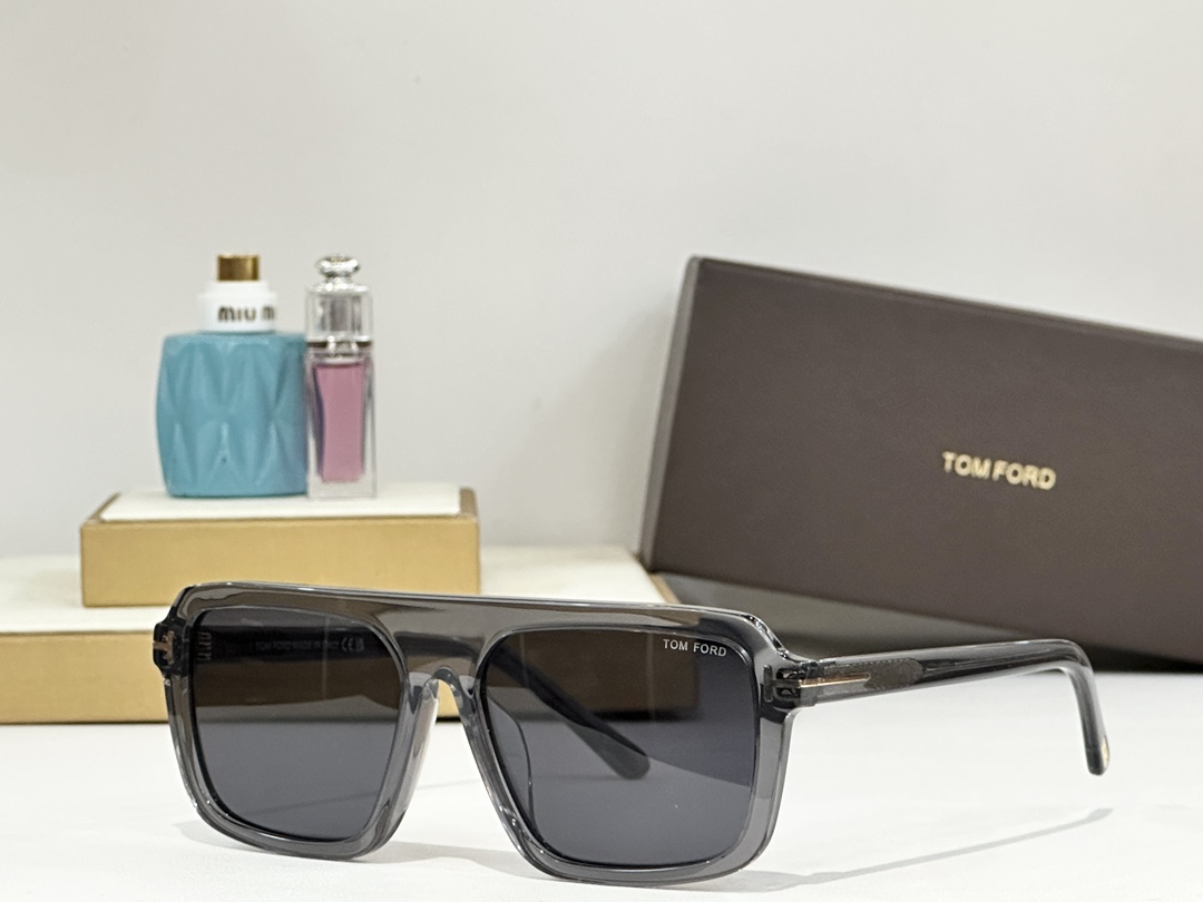 。TOM FOR* 
Model FT1176
Size：56-15-145
