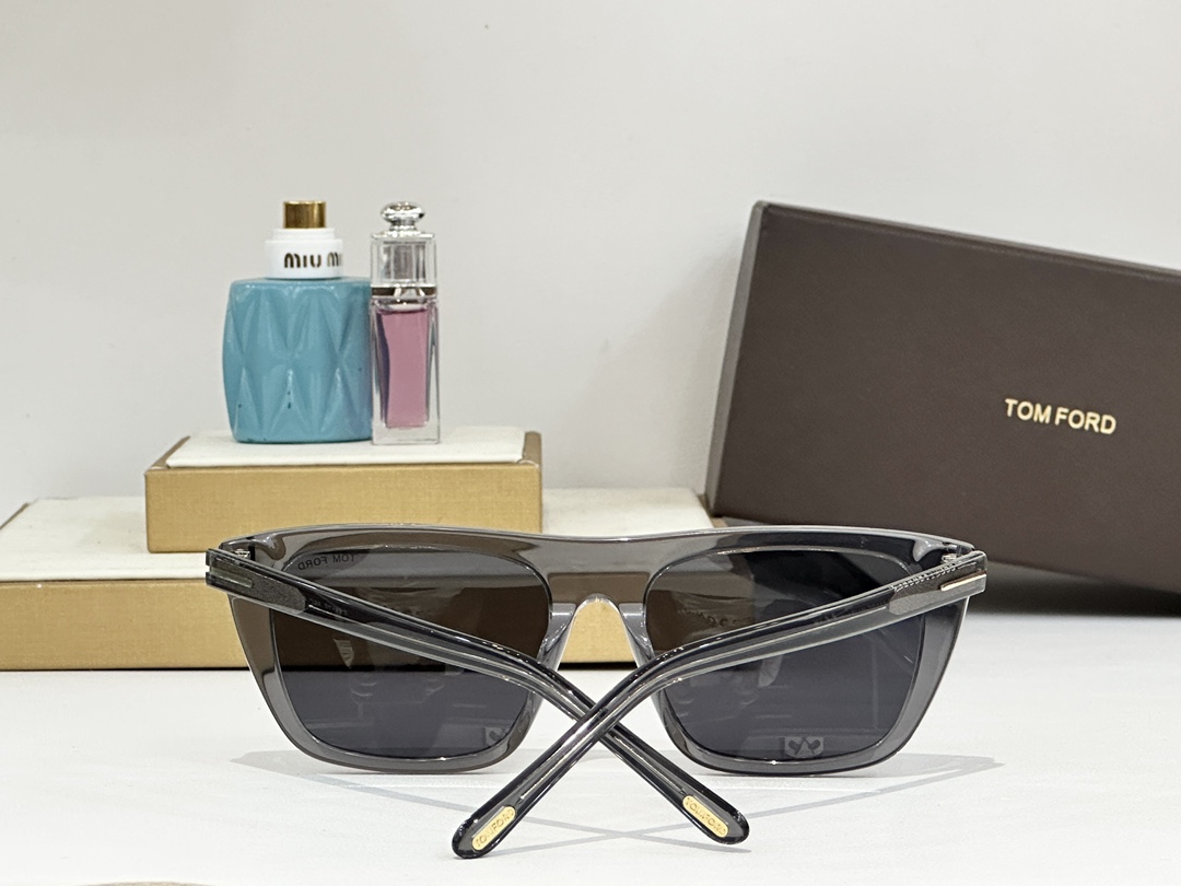  TOM FOR*
MODEL：FT1175
SIZE：56口18-145
