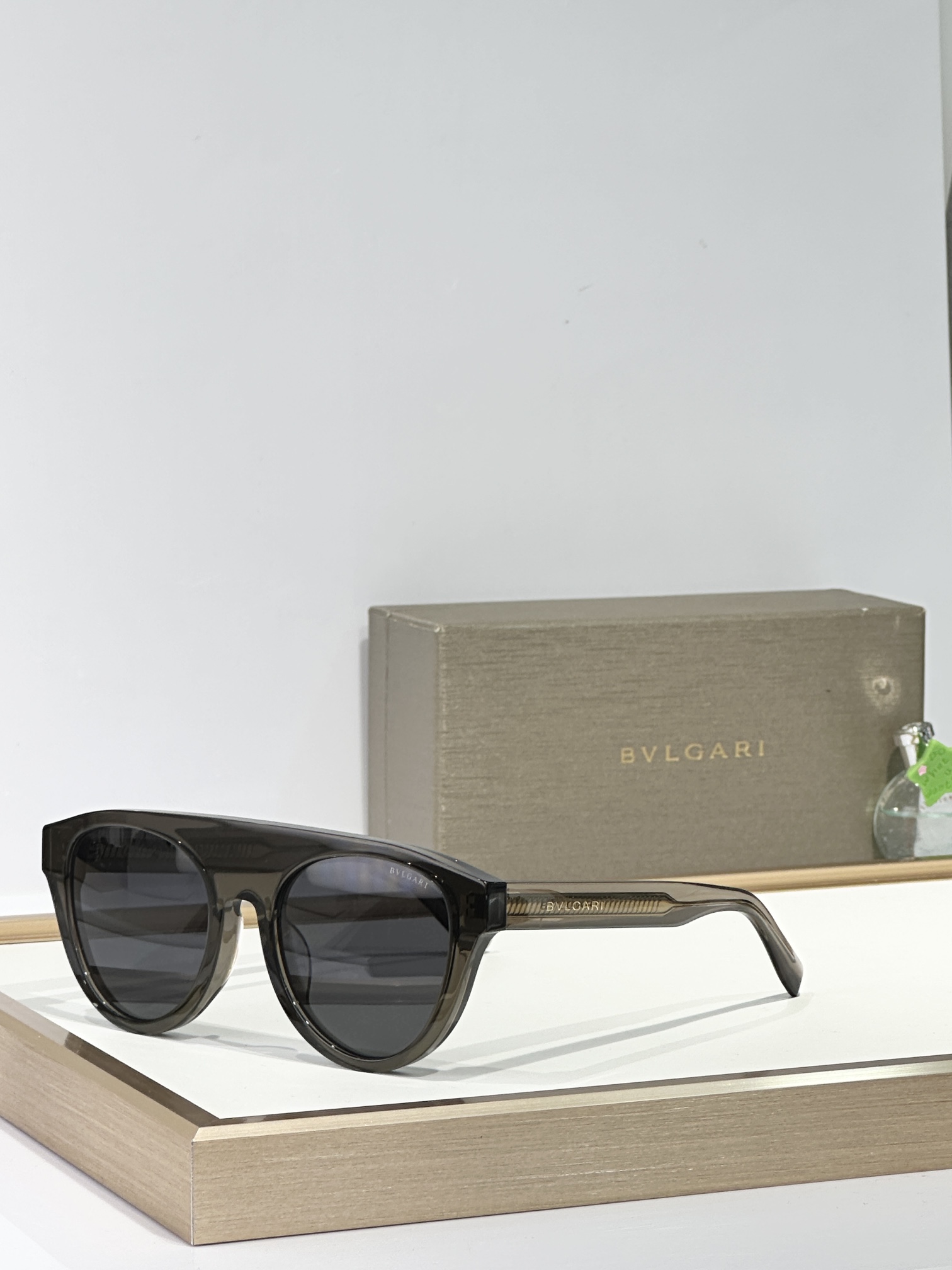  BVLGARI
MOD：BV40054I
Size：54口21 145
