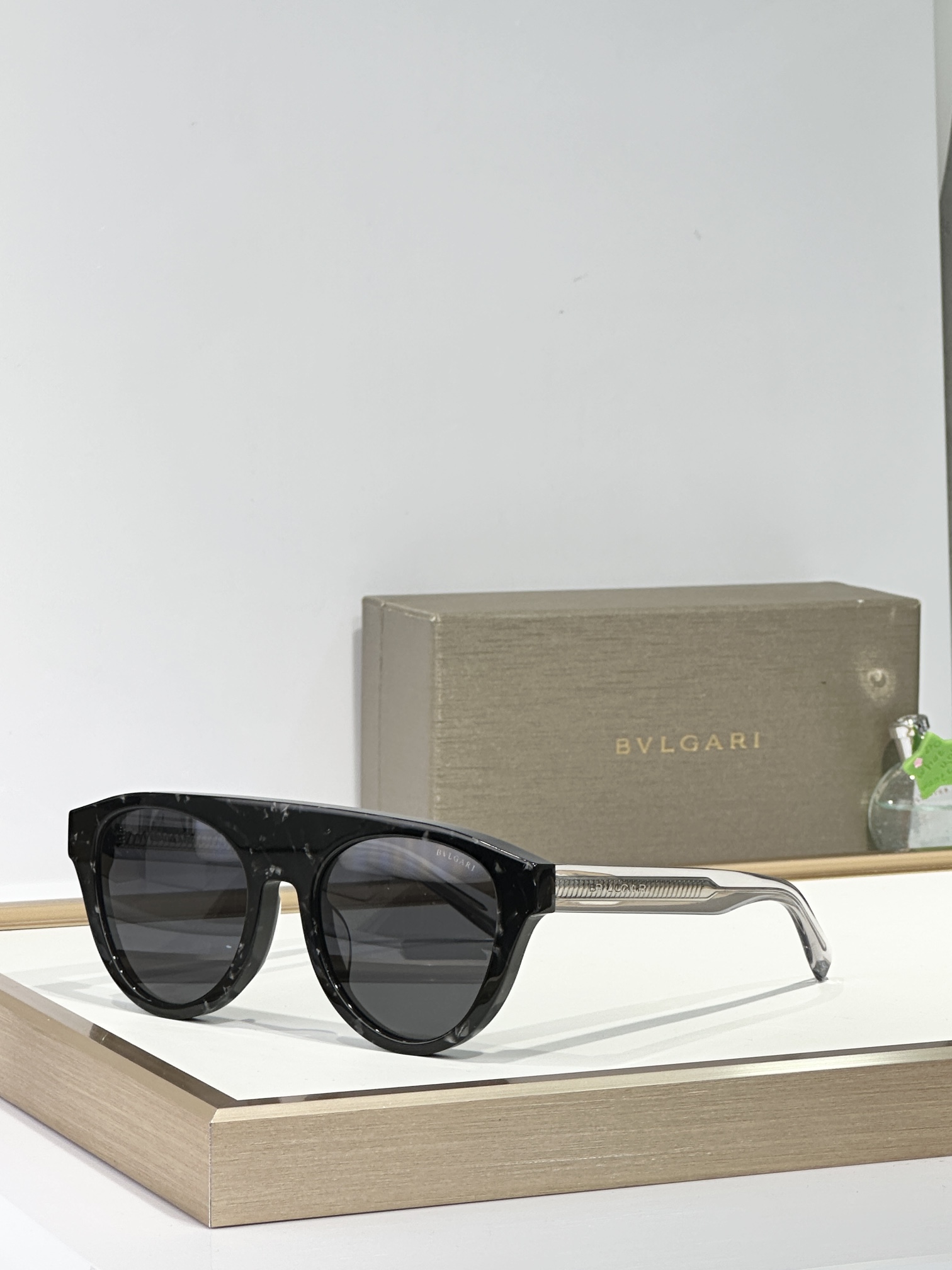  BVLGARI
MOD：BV40054I
Size：54口21 145
