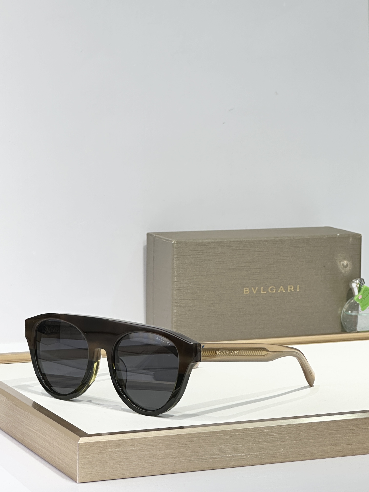  BVLGARI
MOD：BV40054I
Size：54口21 145
