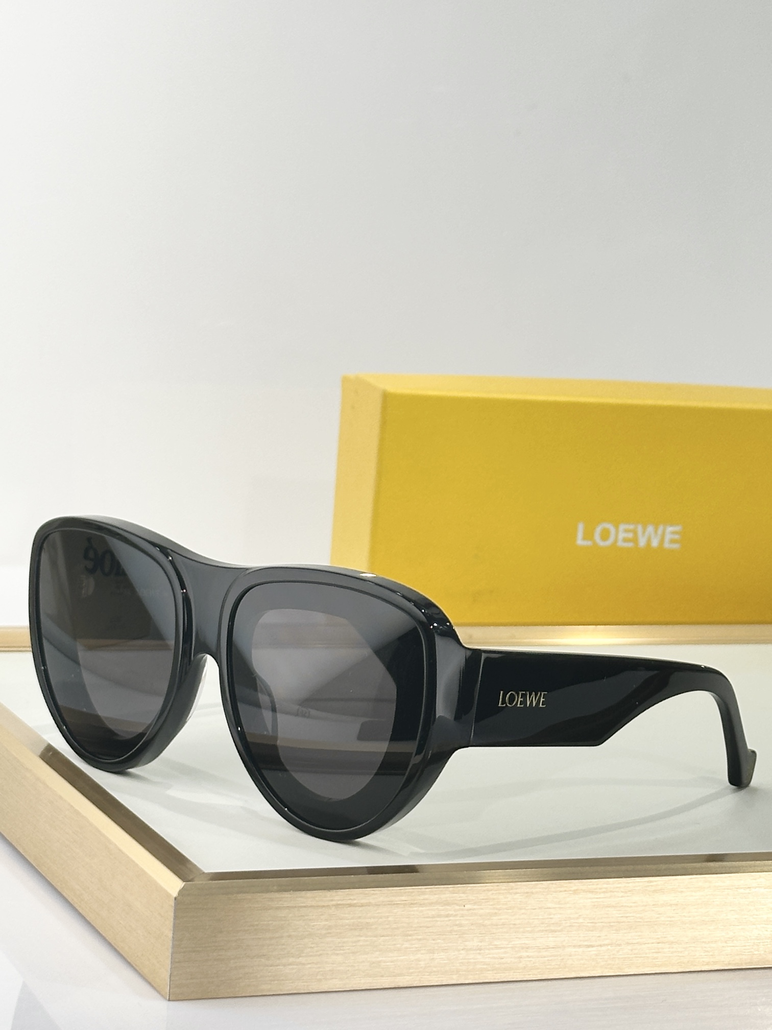  LOEWE
TOP QUALITY
MODEL：LW40170U
SIZE：  61 口16- 140