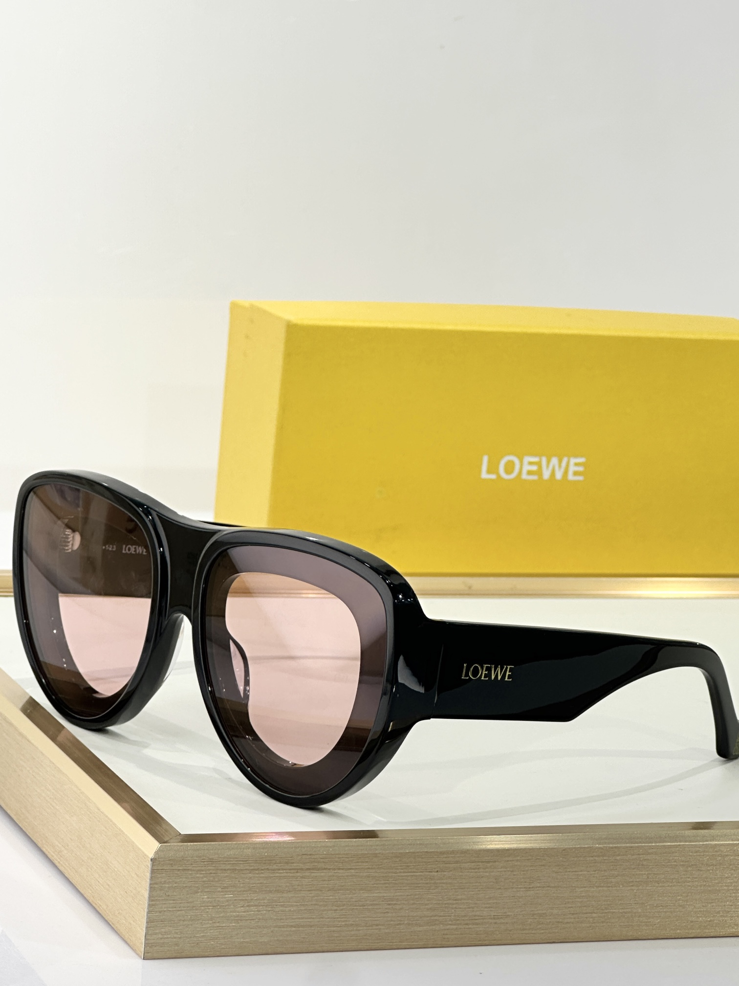 LOEWE
TOP QUALITY
MODEL：LW40170U
SIZE：  61 口16- 140