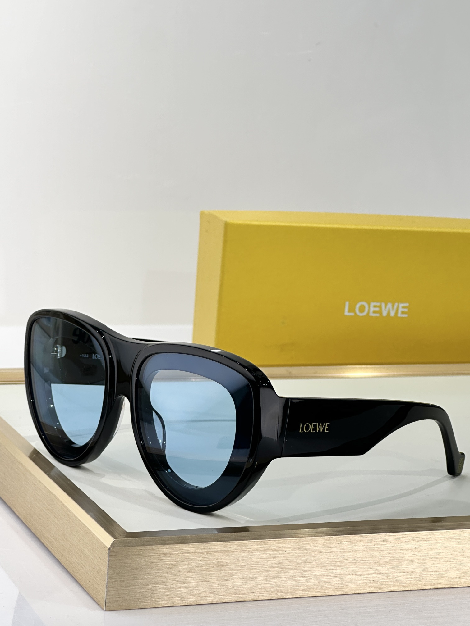  LOEWE
TOP QUALITY
MODEL：LW40170U
SIZE：  61 口16- 140