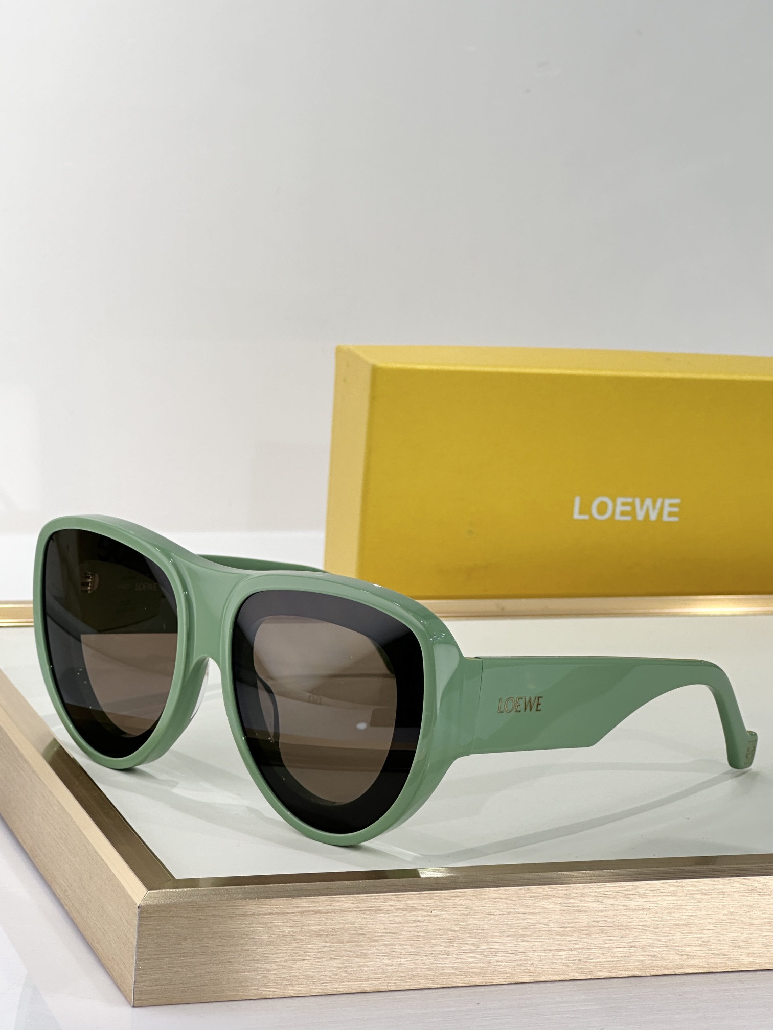  LOEWE
TOP QUALITY
MODEL：LW40170U
SIZE：  61 口16- 140