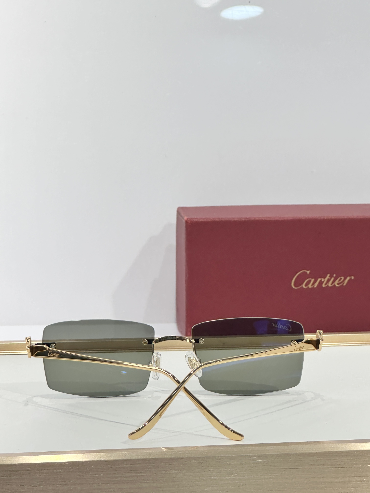  Cartier
Mod：CT0552S
size：55口22-135
