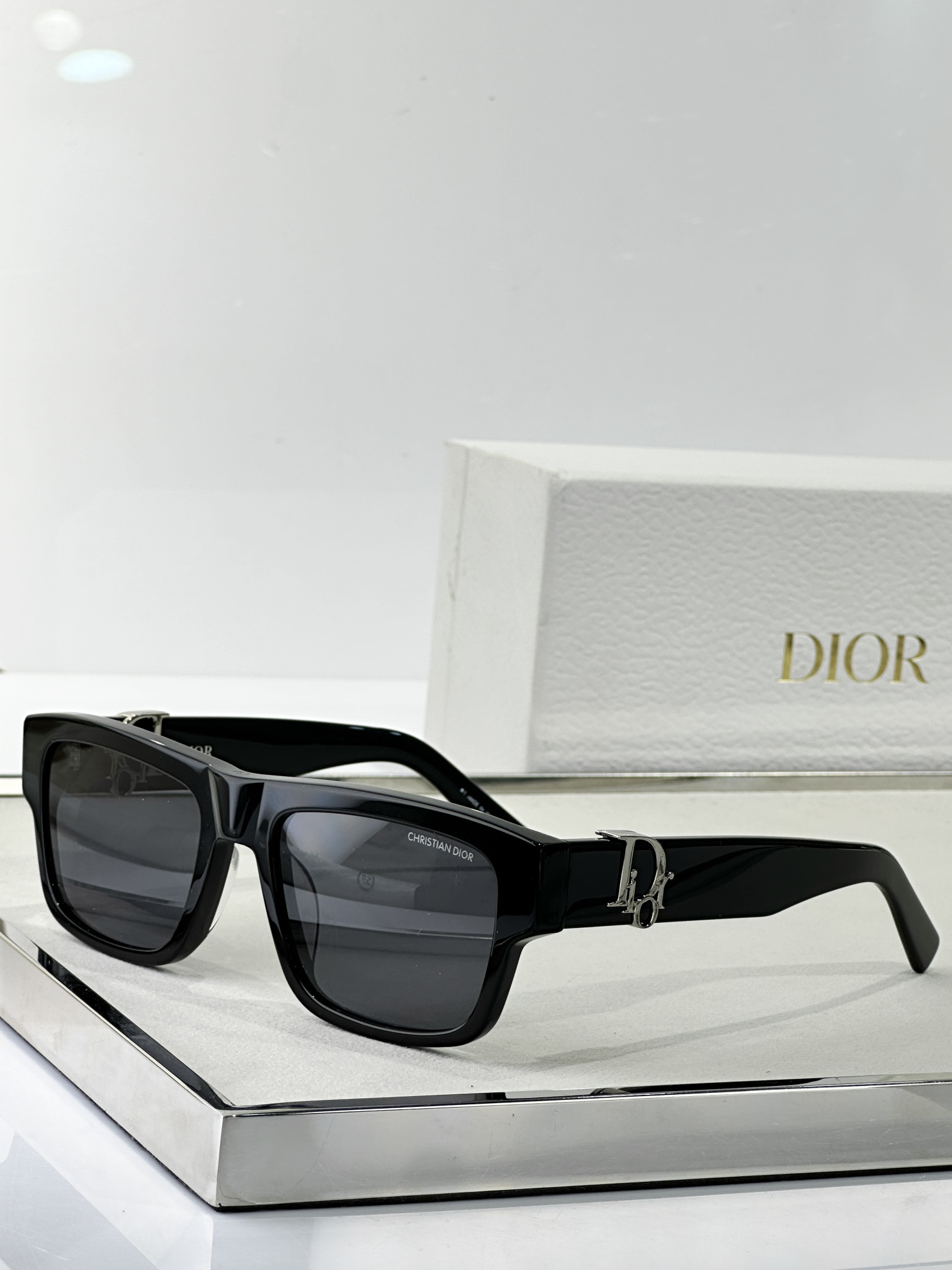  DIOR
MOD：S3F
Size：55口19 145
