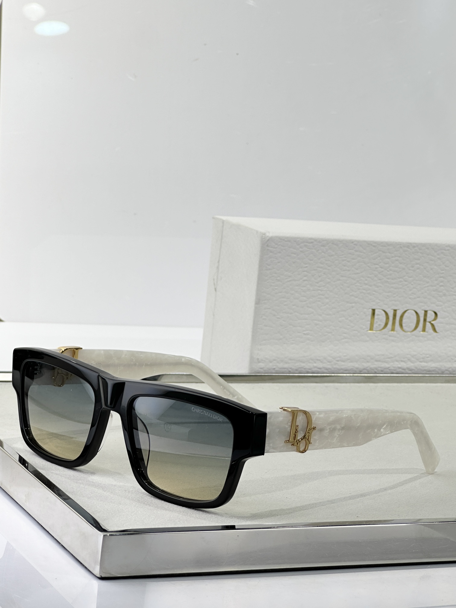  DIOR
MOD：S3F
Size：55口19 145
