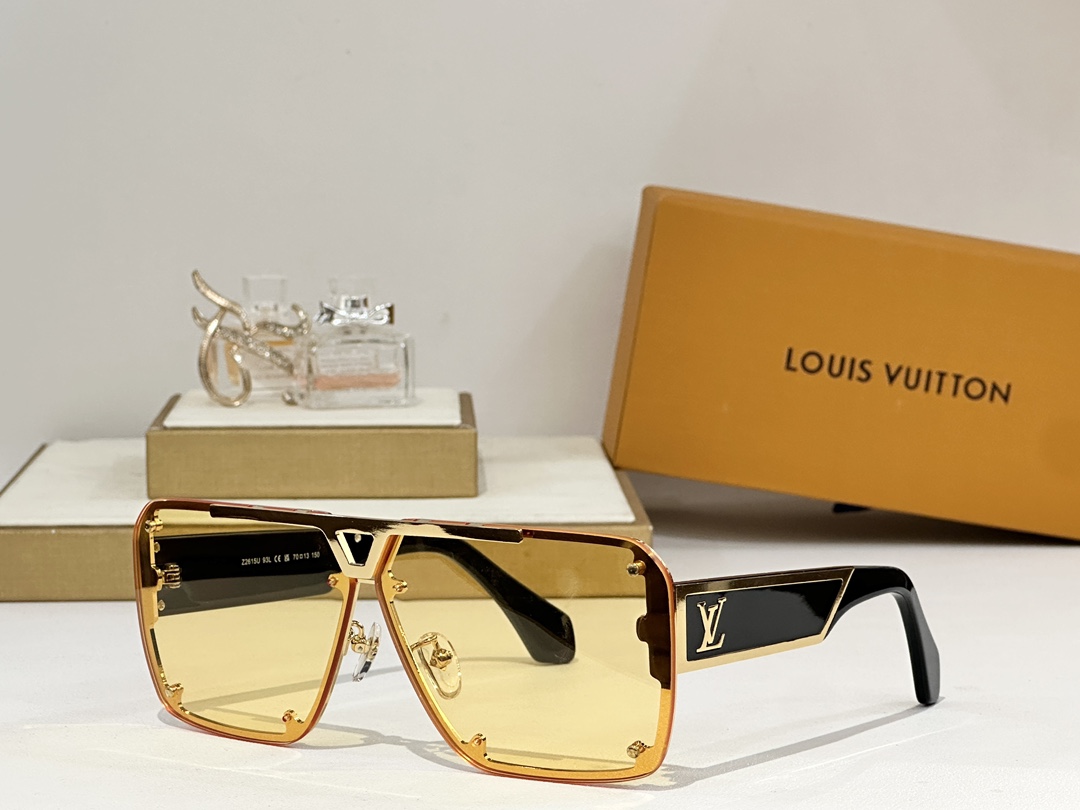 LOUIS VUITTO*
MODELZ2615U
SIZE70口13-150
